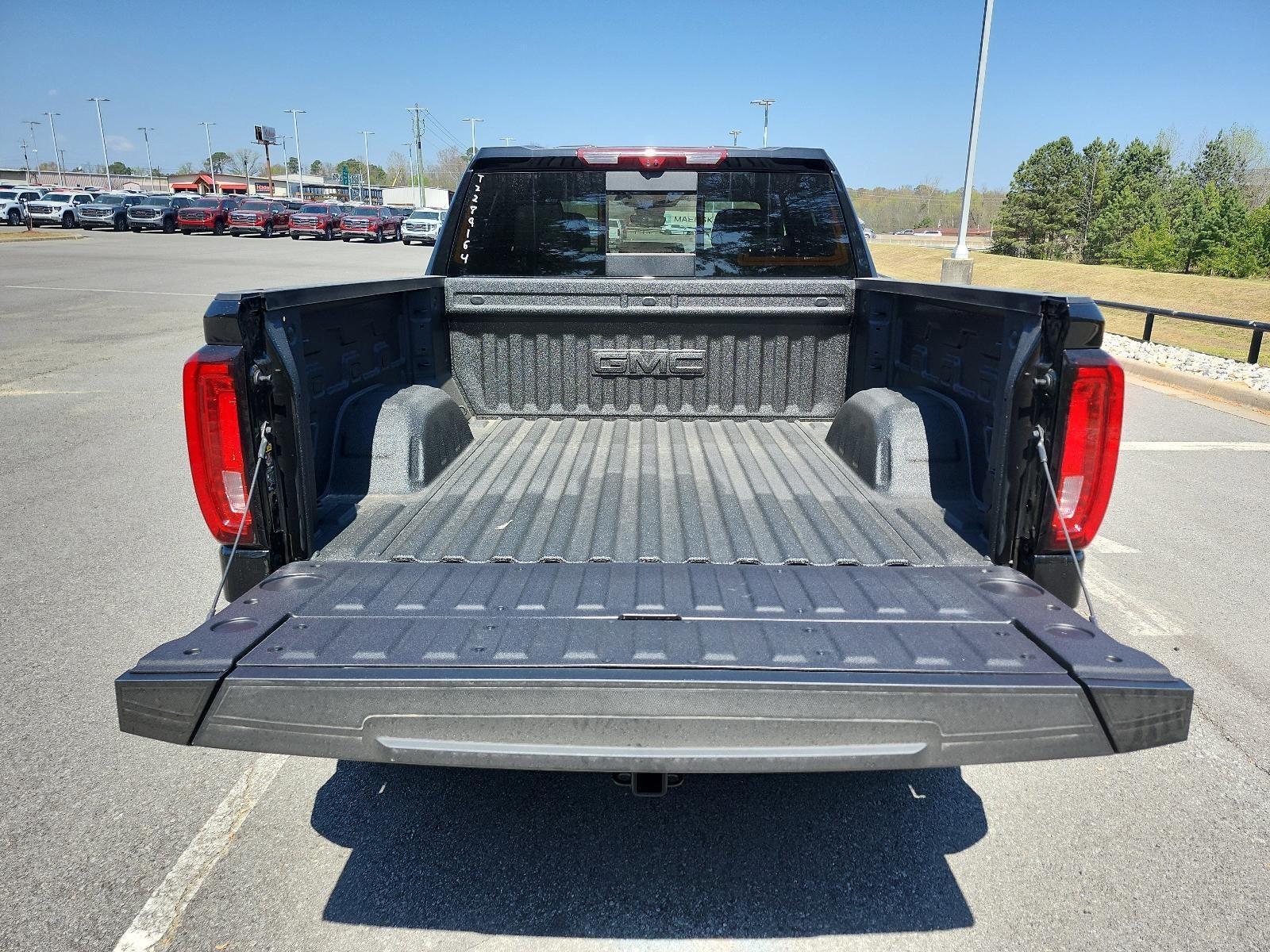 2026 GMC Sierra 1500 Crew Cab Short Box 4-Wheel Drive AT4