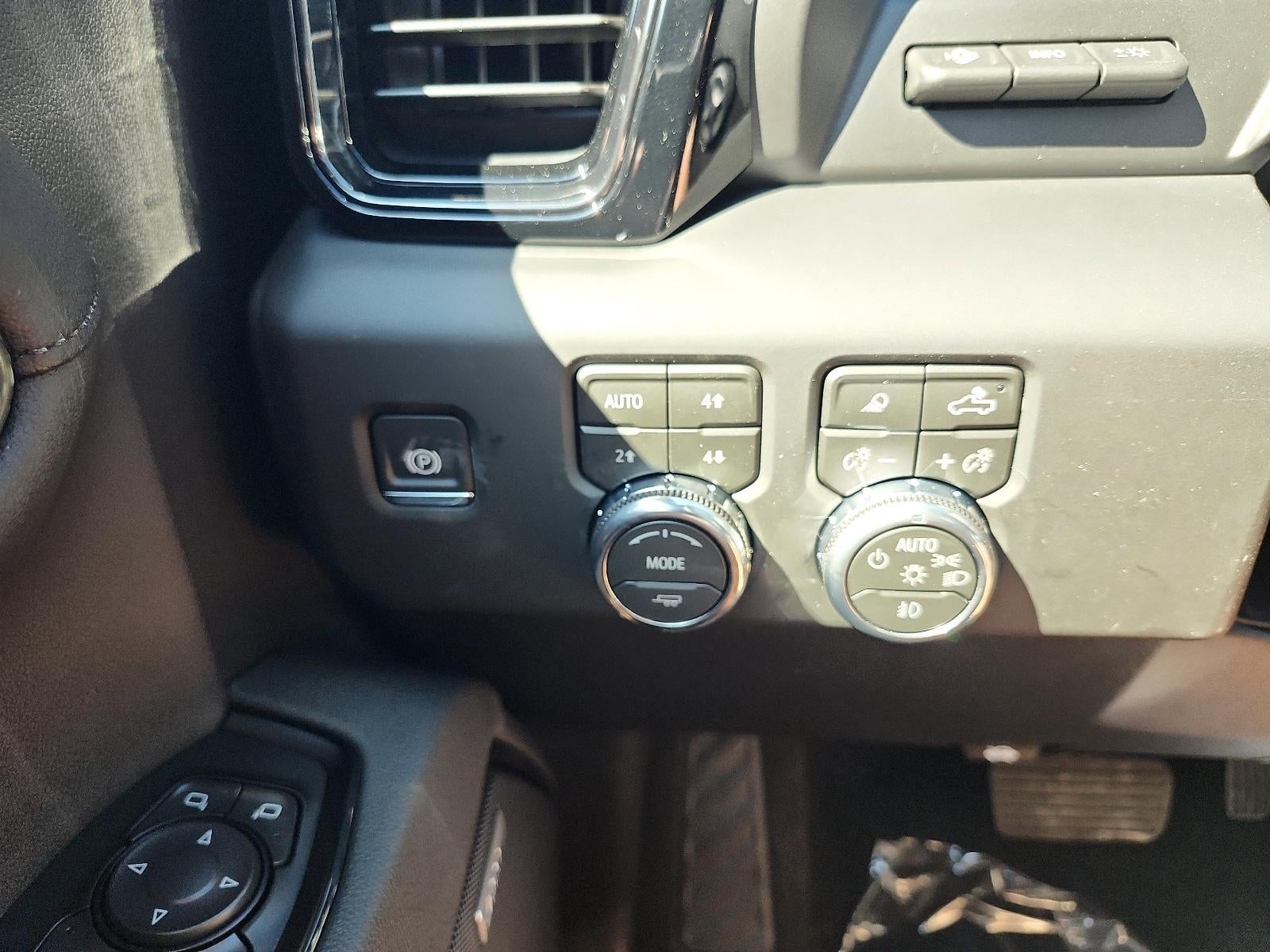 2026 GMC Sierra 1500 Crew Cab Short Box 4-Wheel Drive AT4