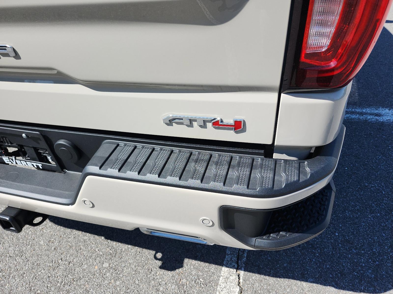 2026 GMC Sierra 1500 Crew Cab Short Box 4-Wheel Drive AT4