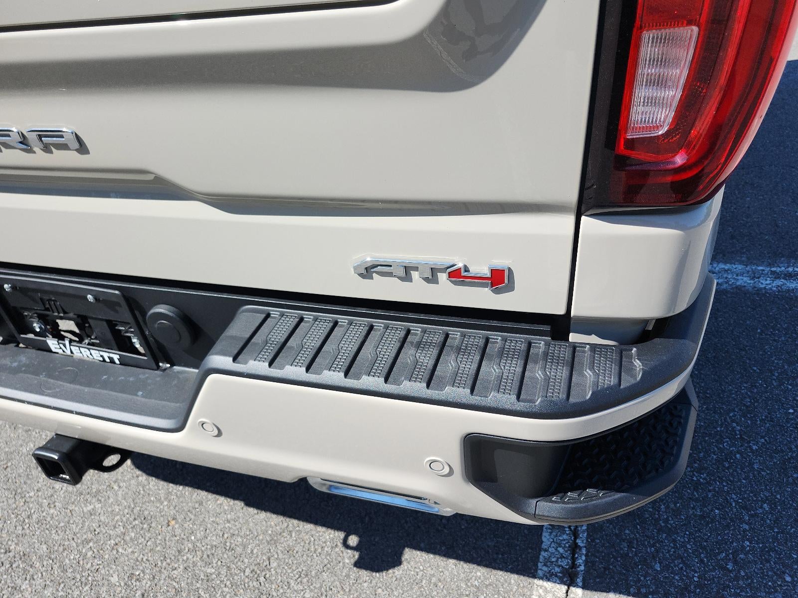 2026 GMC Sierra 1500 Crew Cab Short Box 4-Wheel Drive AT4