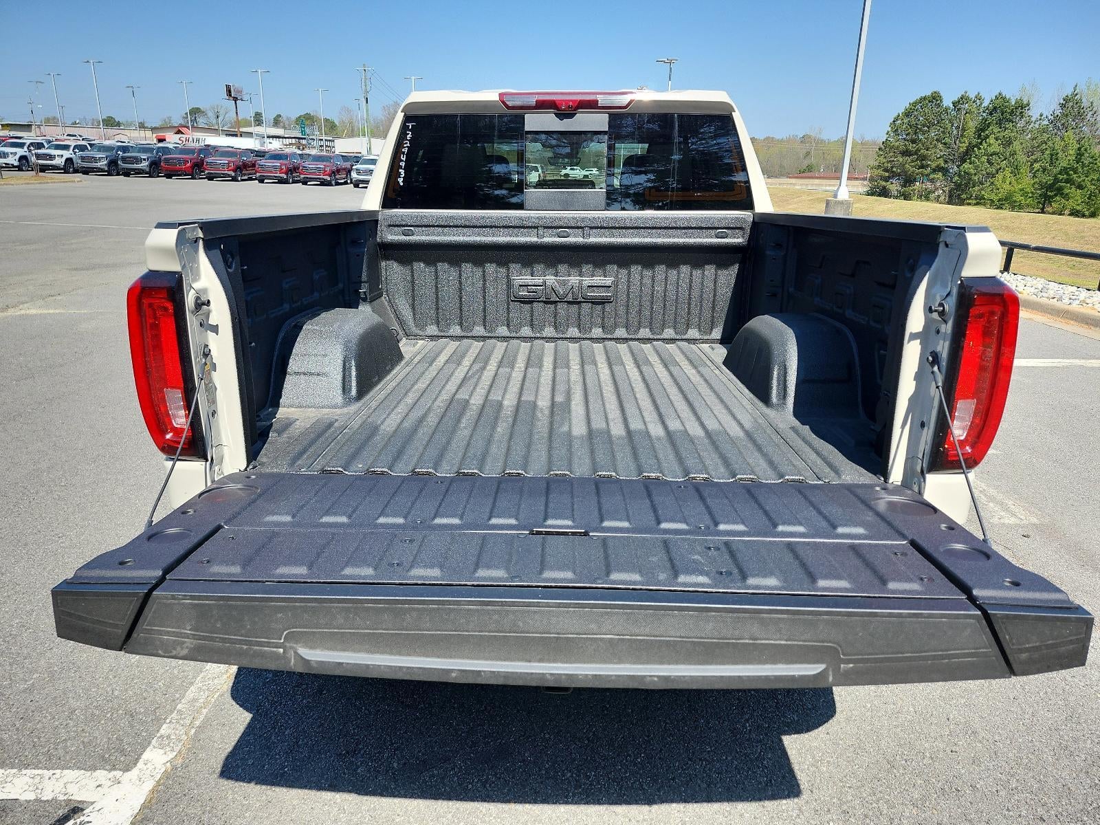 2026 GMC Sierra 1500 Crew Cab Short Box 4-Wheel Drive AT4