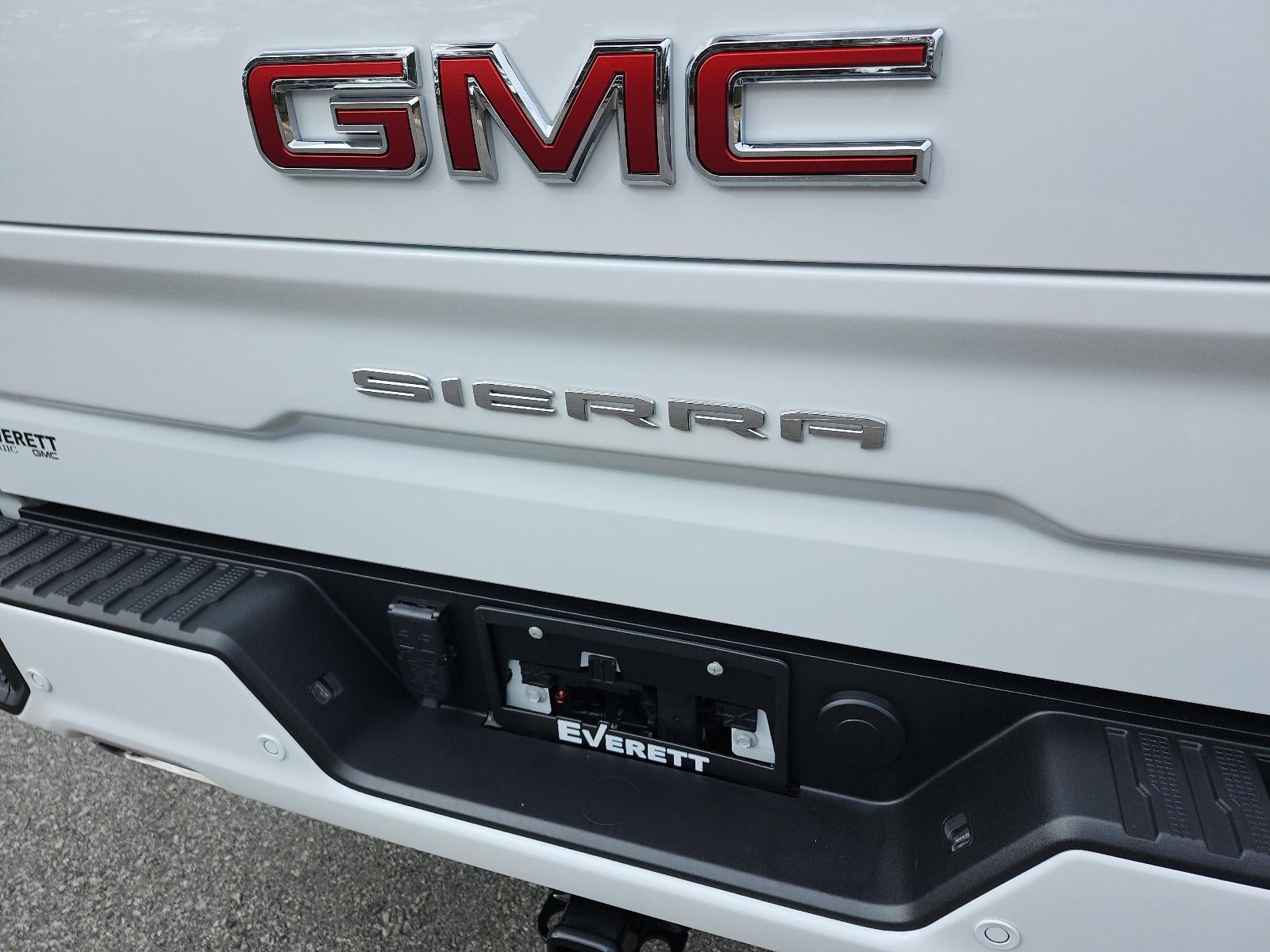 2025 GMC Sierra 1500 AT4