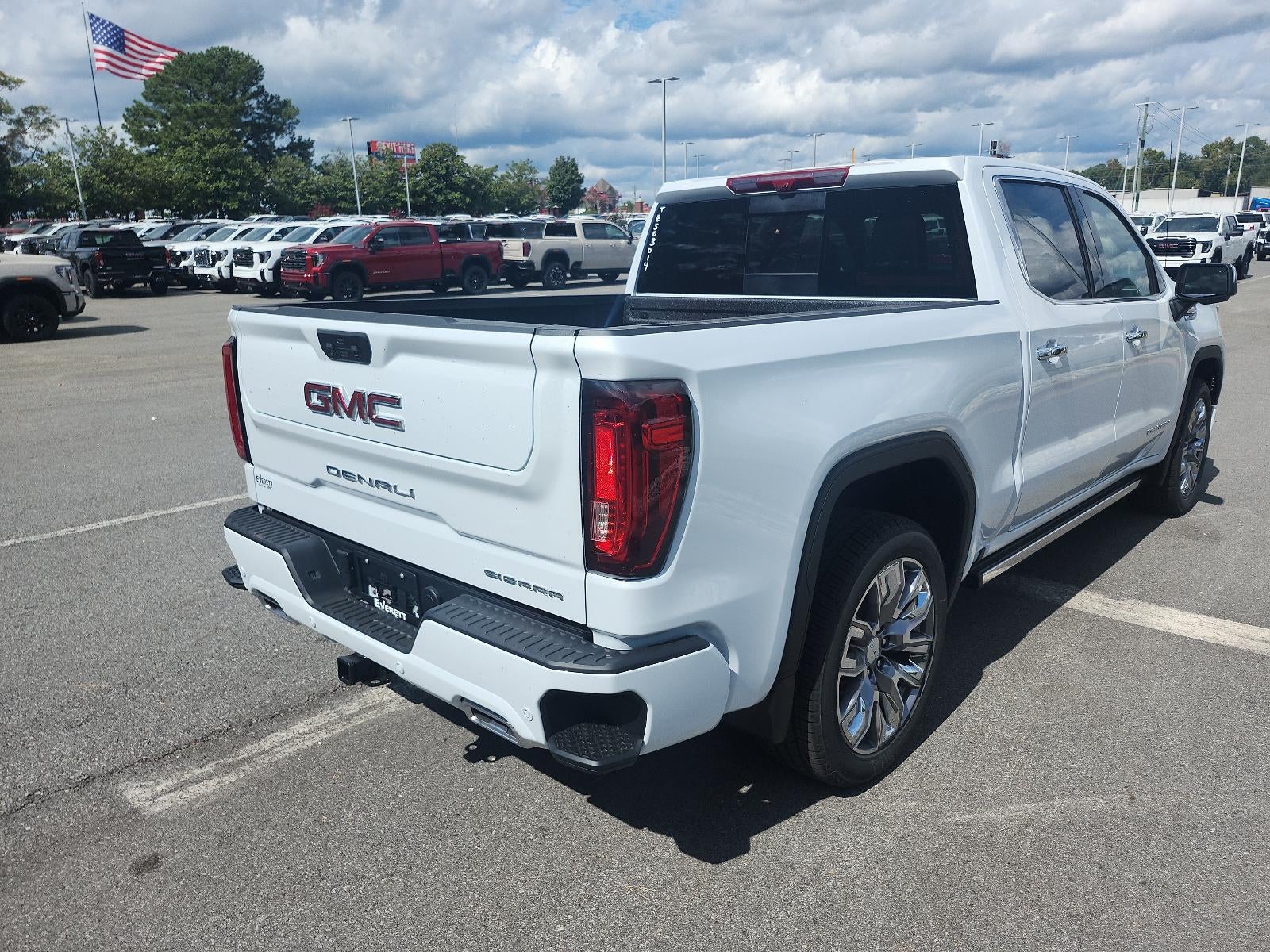 2026 GMC Sierra 1500 Crew Cab Short Box 4-Wheel Drive Denali