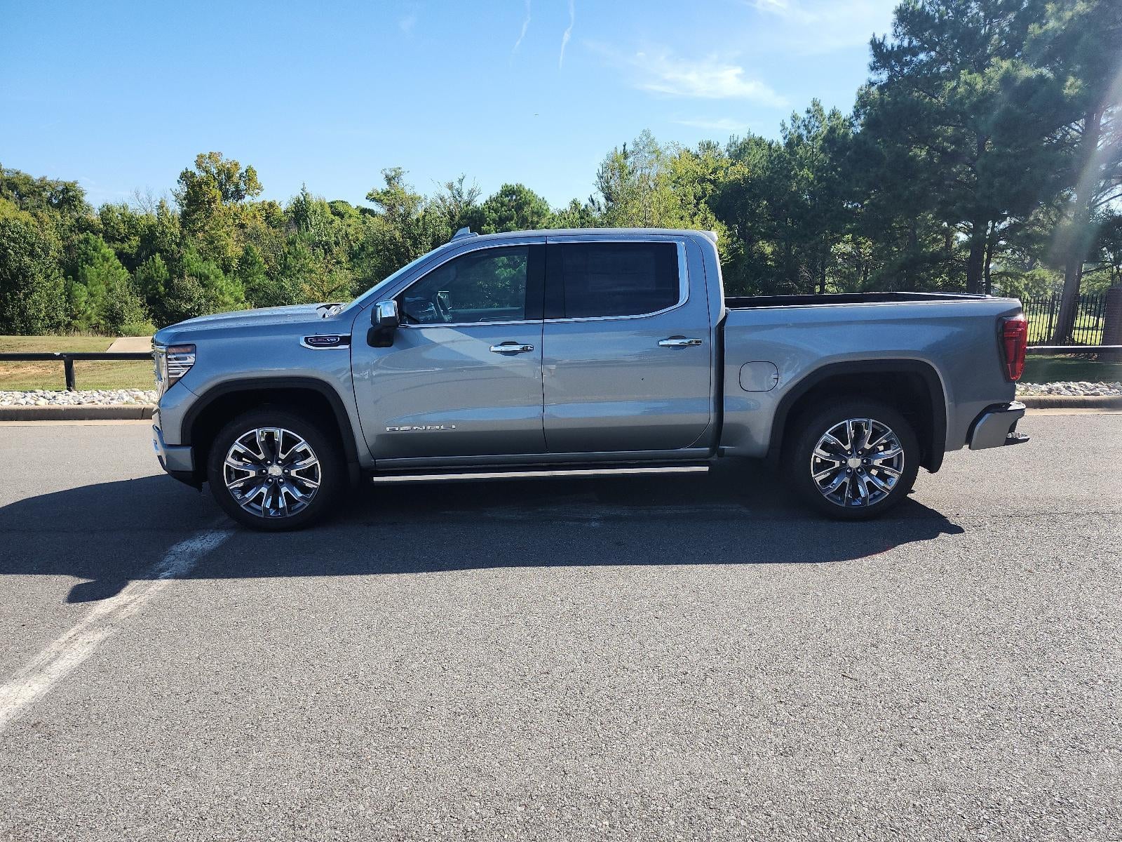 2026 GMC Sierra 1500 Crew Cab Short Box 4-Wheel Drive Denali
