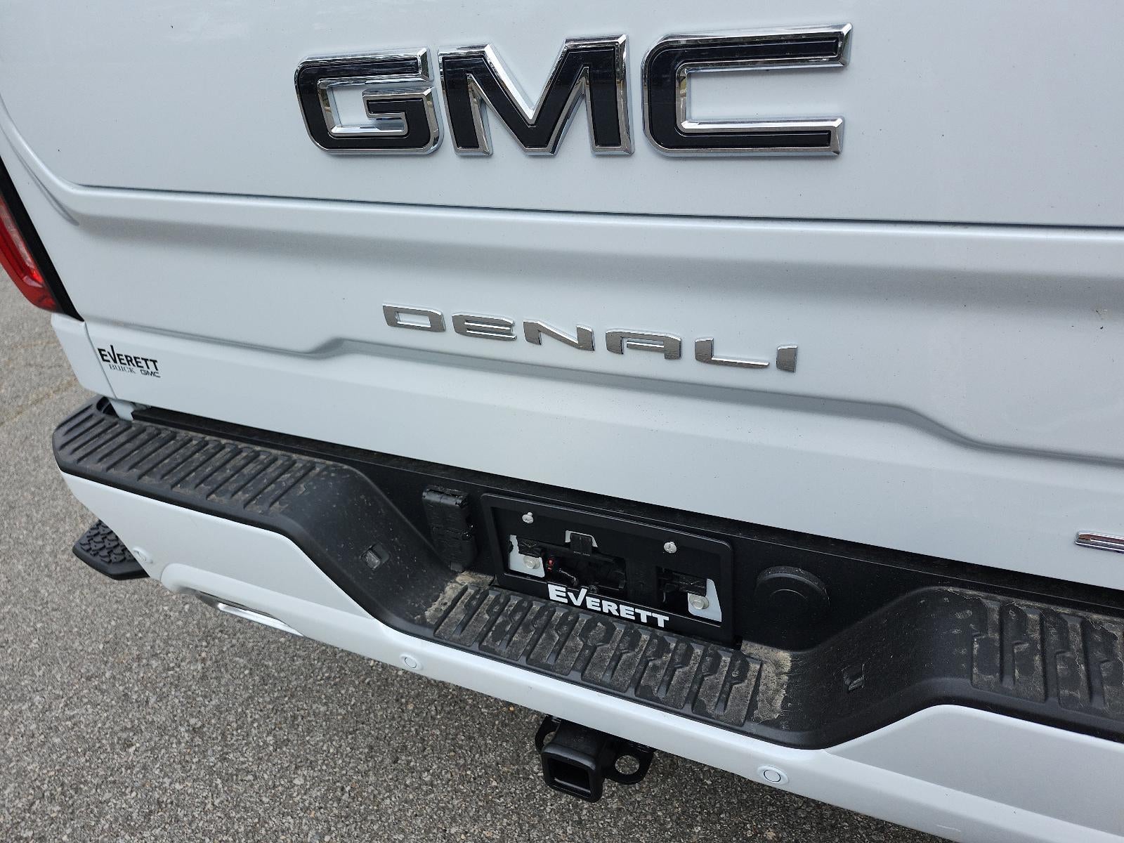 2026 GMC Sierra 1500 Crew Cab Short Box 4-Wheel Drive Denali Ultimate