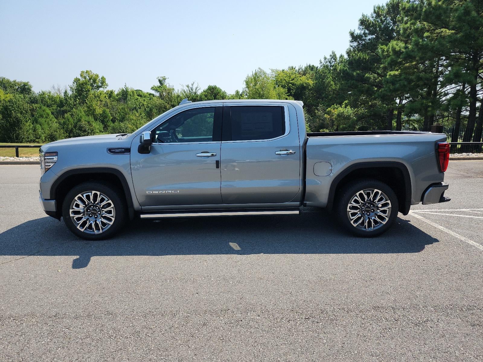 2026 GMC Sierra 1500 Crew Cab Short Box 4-Wheel Drive Denali Ultimate