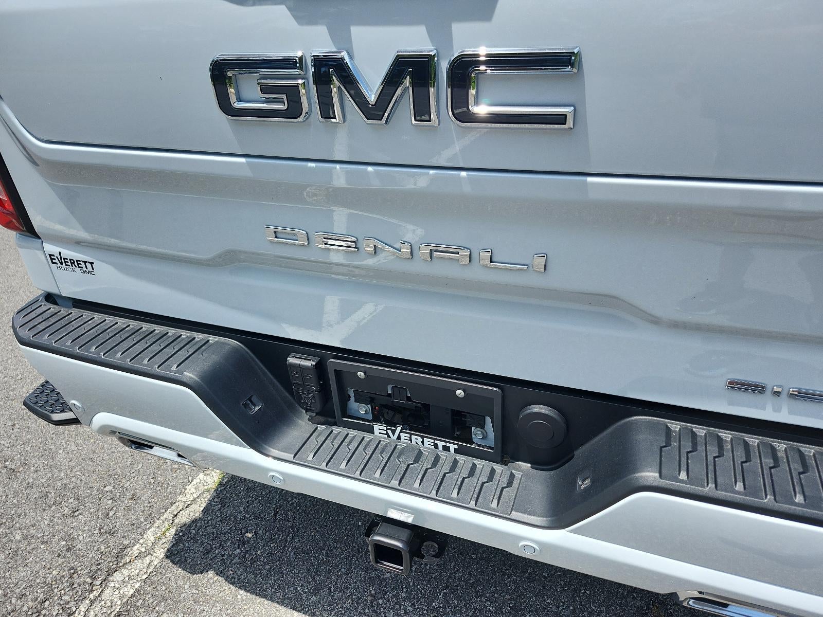 2026 GMC Sierra 1500 Crew Cab Short Box 4-Wheel Drive Denali Ultimate