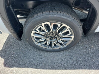 2026 GMC Sierra 1500 Crew Cab Short Box 4-Wheel Drive Denali Ultimate