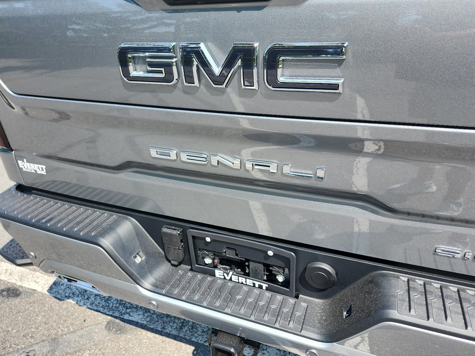 2026 GMC Sierra 1500 Crew Cab Short Box 4-Wheel Drive Denali Ultimate