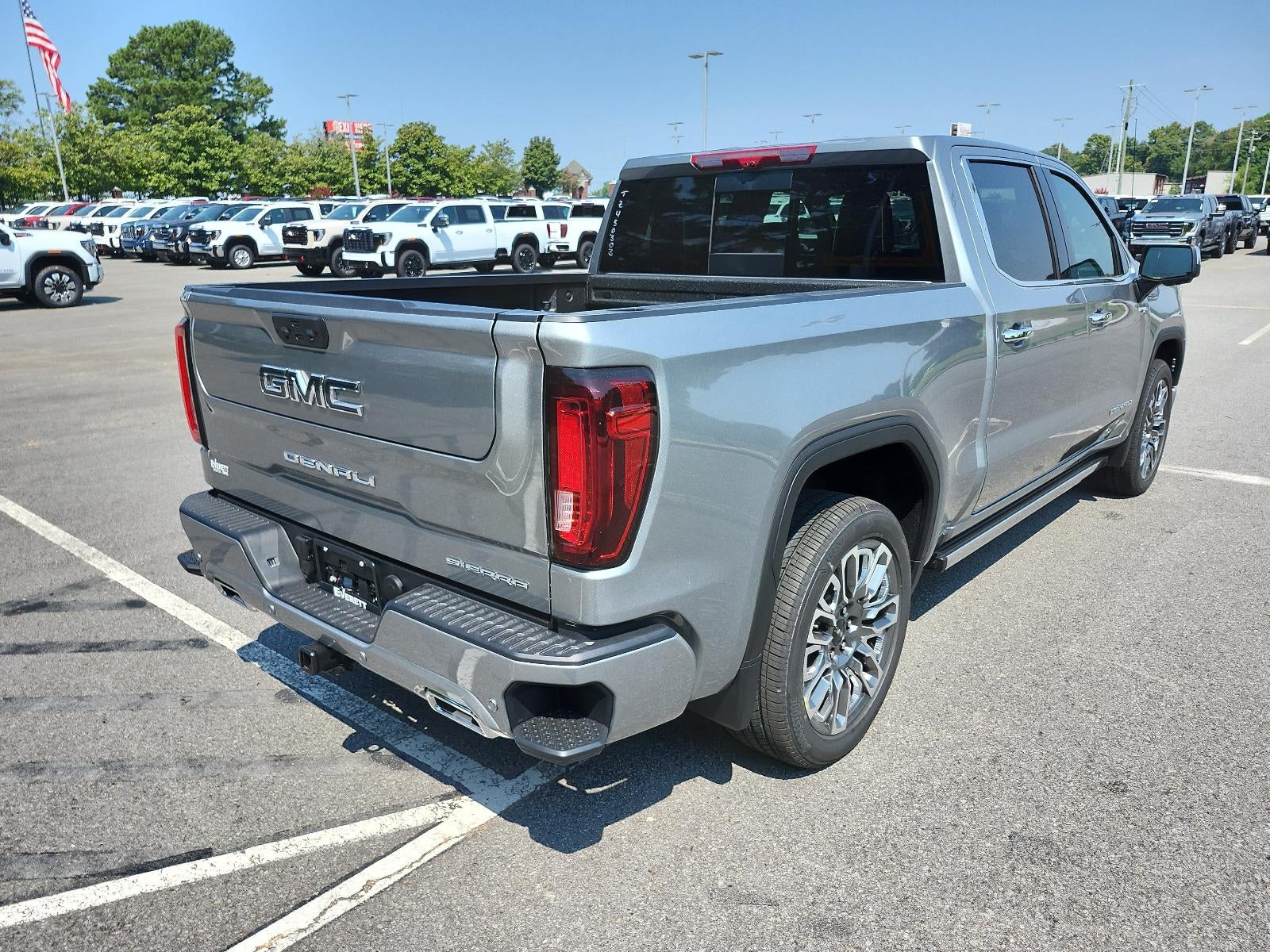 2026 GMC Sierra 1500 Crew Cab Short Box 4-Wheel Drive Denali Ultimate