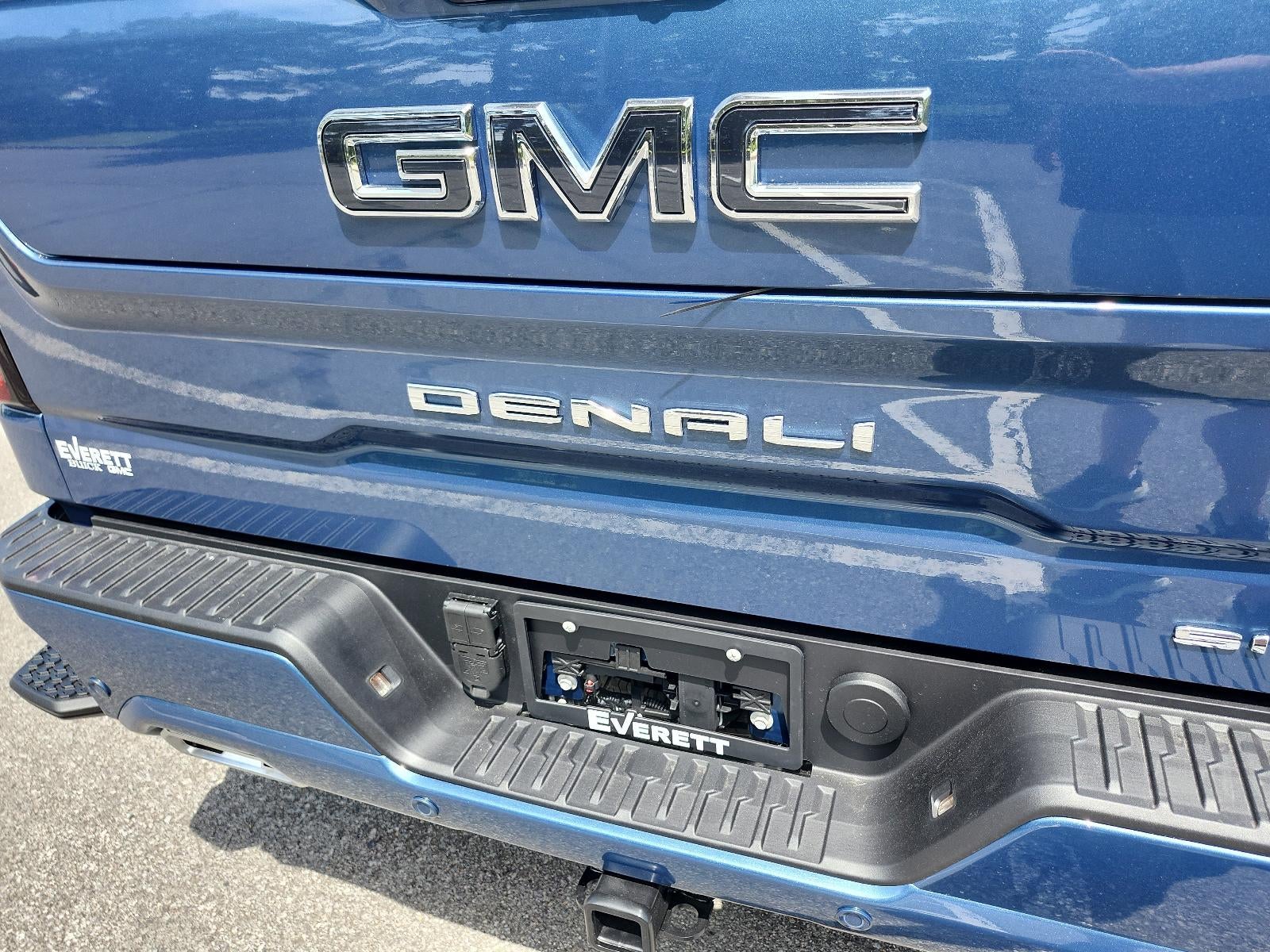 2026 GMC Sierra 1500 Crew Cab Short Box 4-Wheel Drive Denali Ultimate