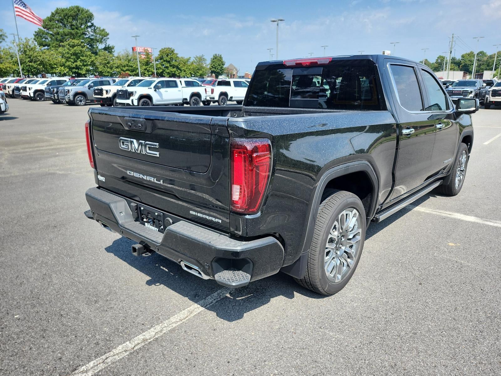 2026 GMC Sierra 1500 Crew Cab Short Box 4-Wheel Drive Denali Ultimate