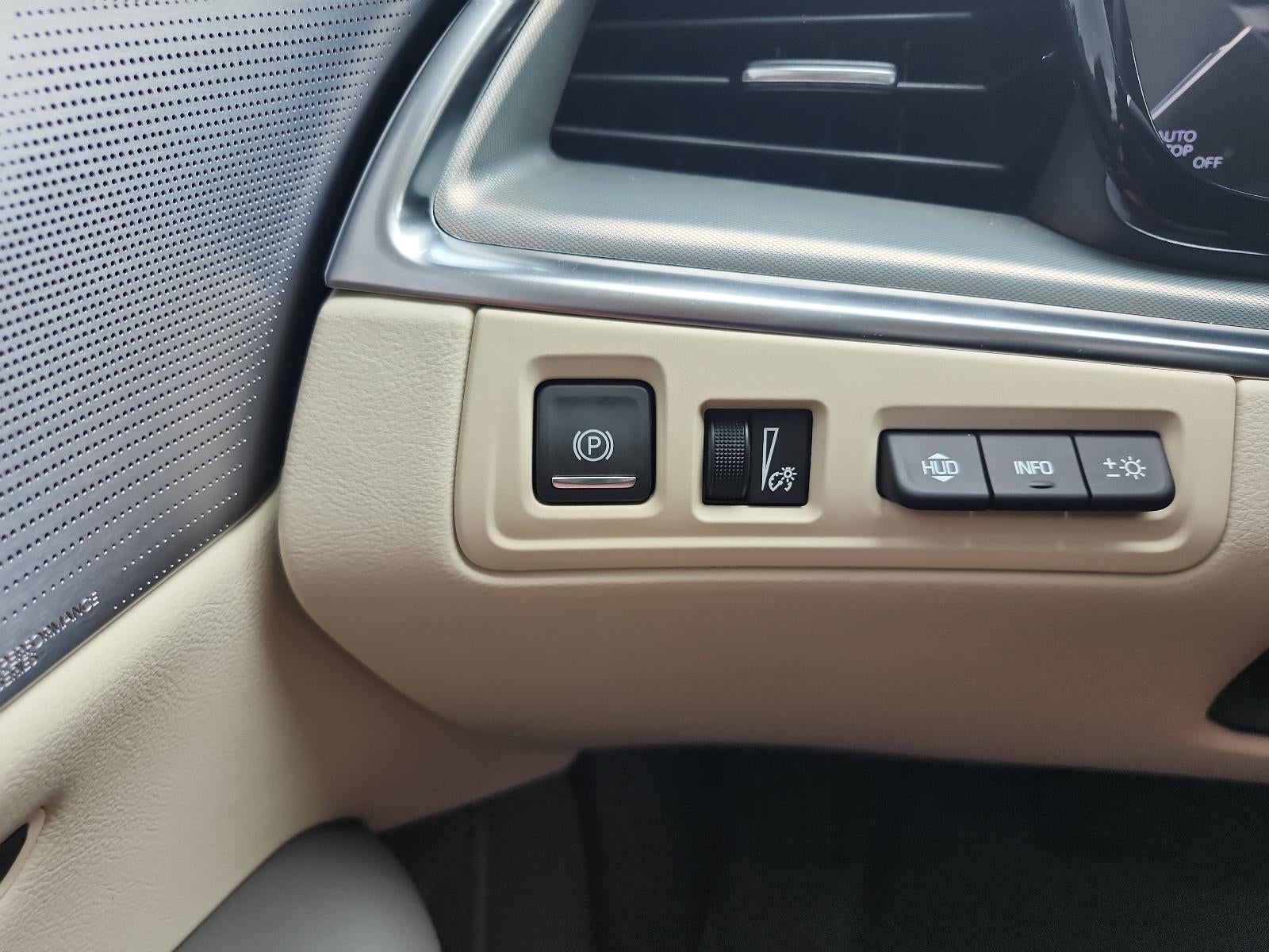 2024 Cadillac XT5 FWD Premium Luxury