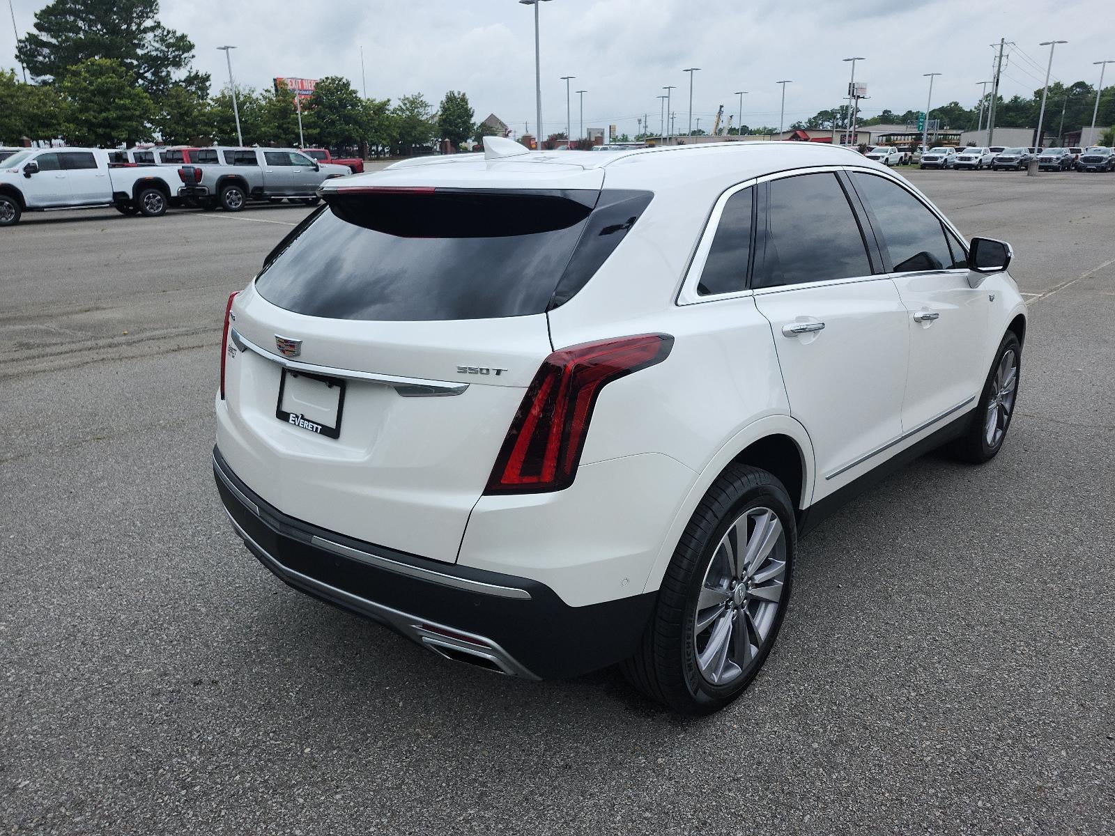 2024 Cadillac XT5 FWD Premium Luxury