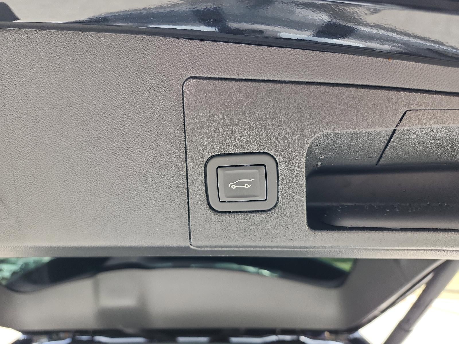 2025 Cadillac XT5 AWD Sport