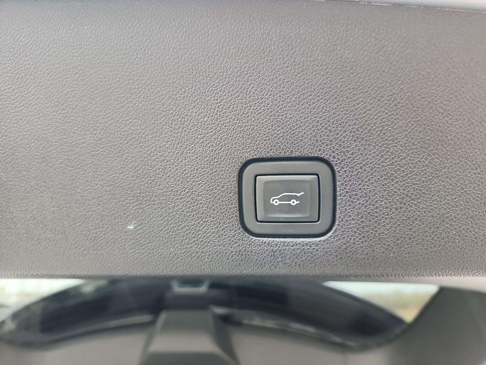 2023 Cadillac XT6 FWD Premium Luxury