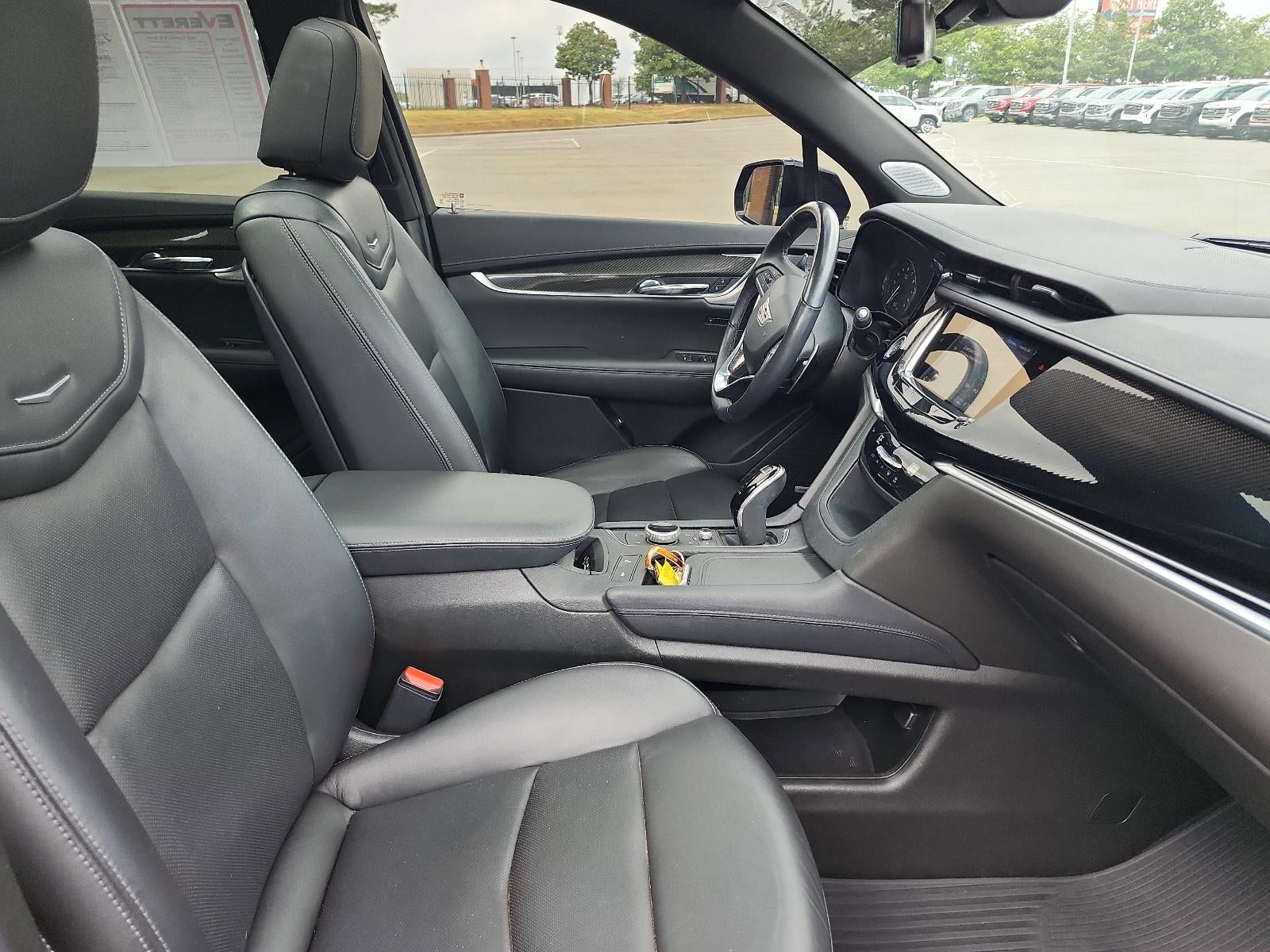 2022 Cadillac XT6 Sport