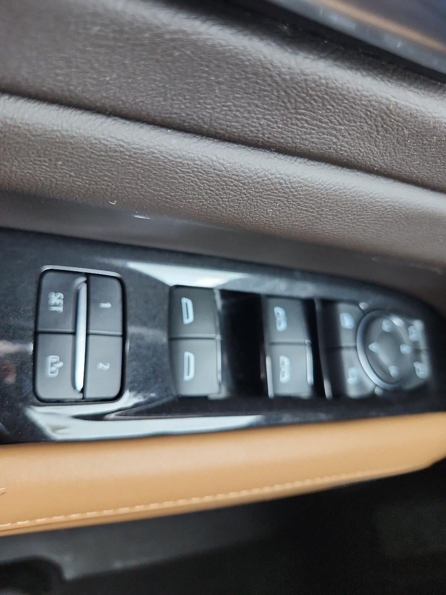 2023 Cadillac Escalade 4WD Premium Luxury