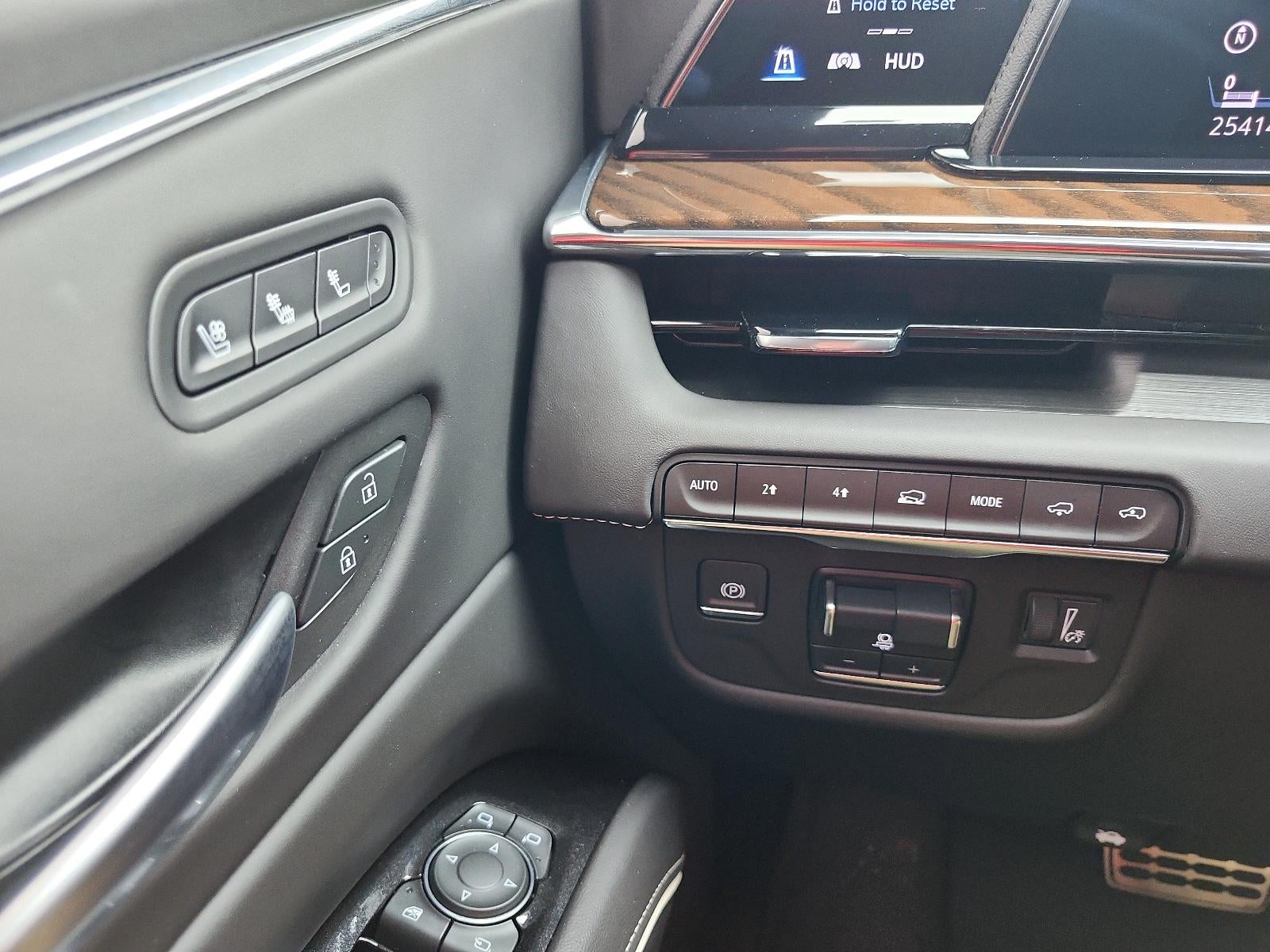 2024 Cadillac Escalade 4WD Sport Platinum