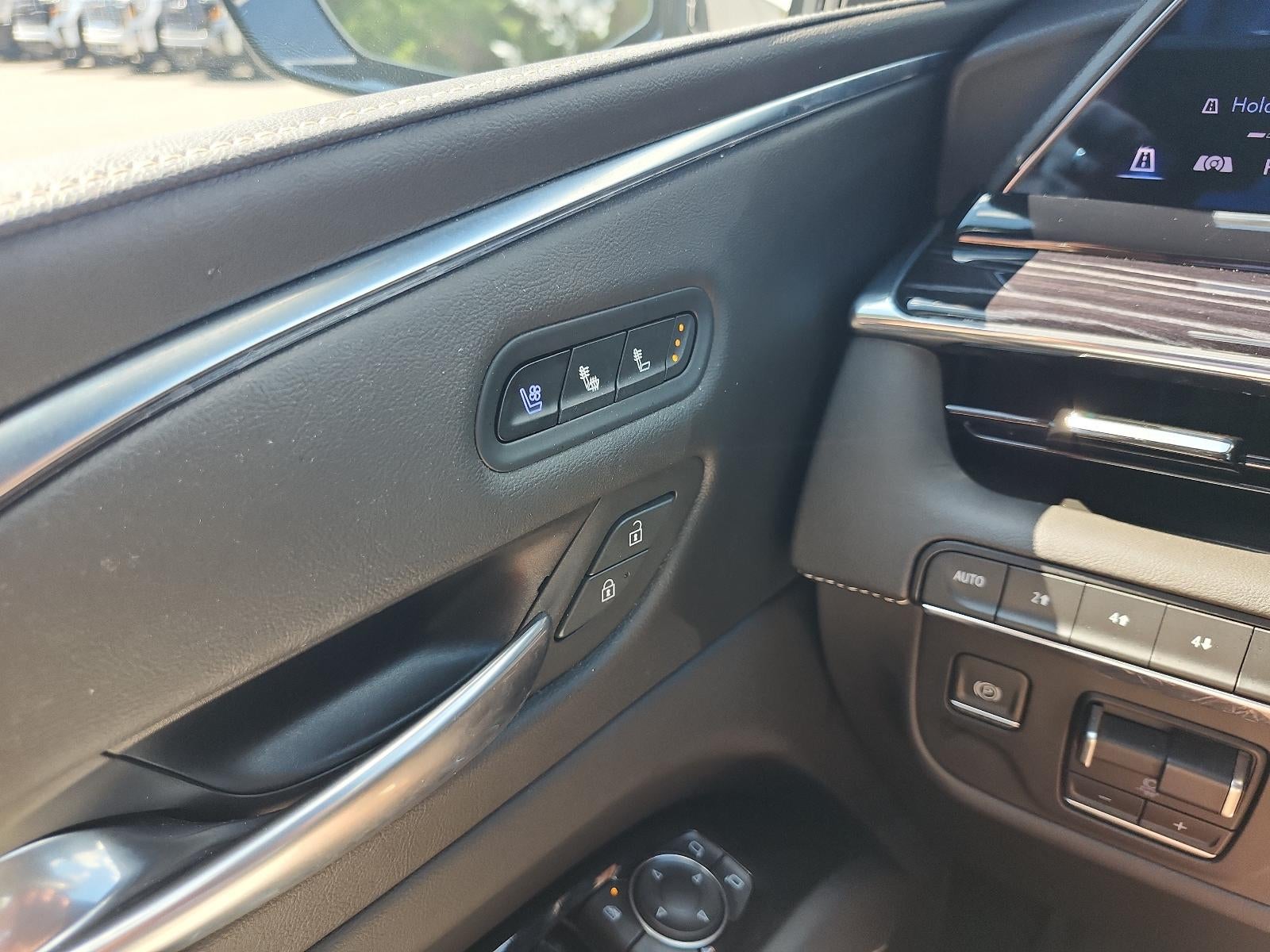2022 Cadillac Escalade ESV Sport
