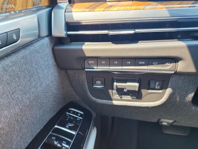 2025 Cadillac Escalade 4WD Sport Platinum