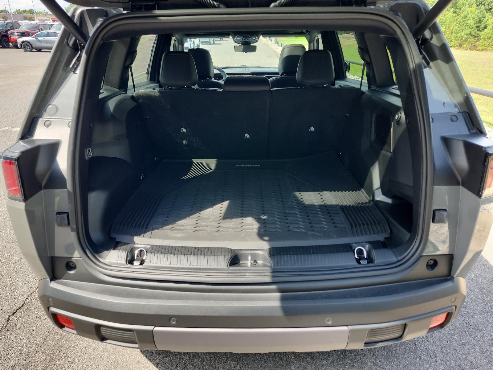 2026 Jeep Cherokee Overland