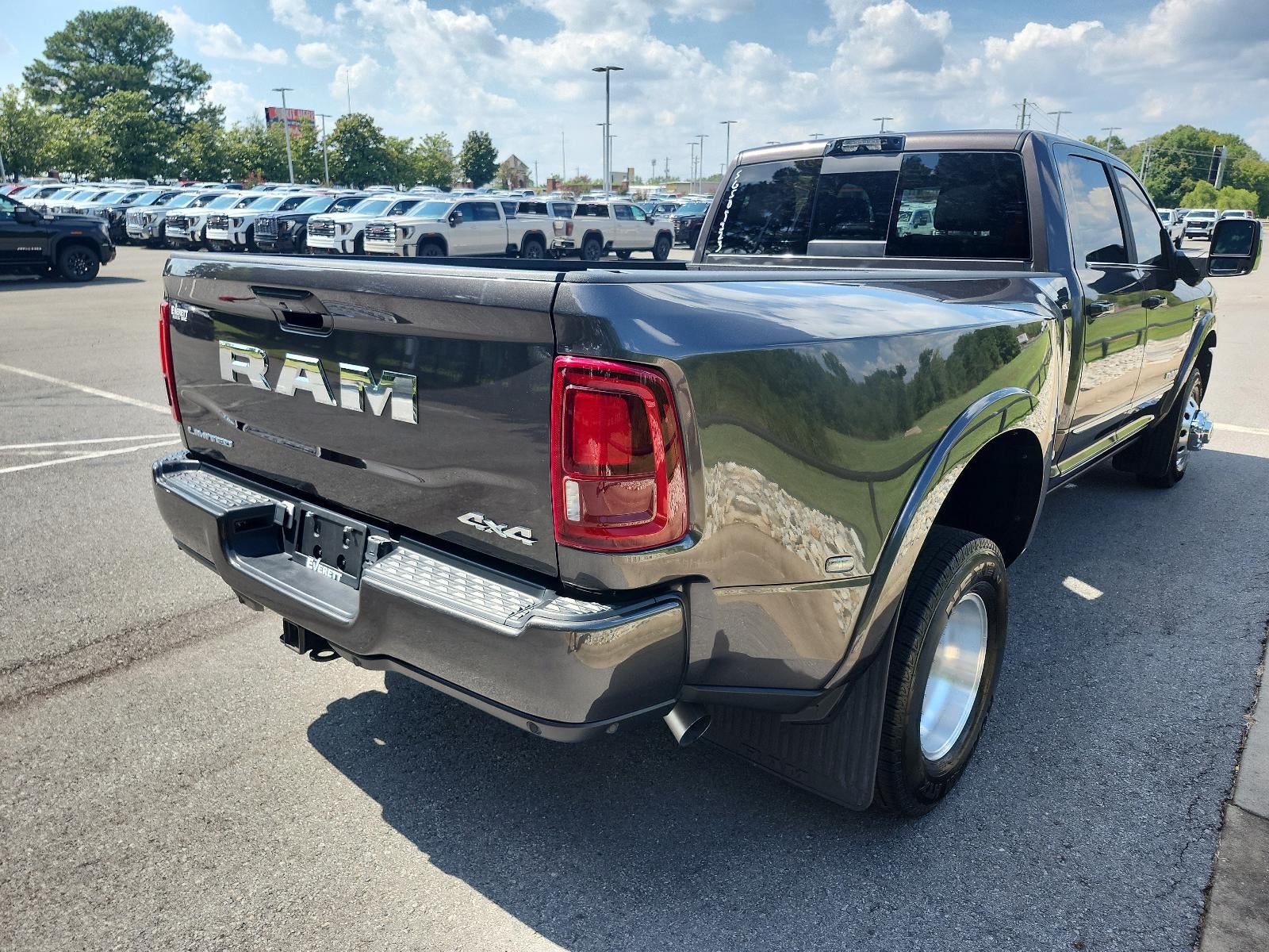 2025 RAM 3500 Limited
