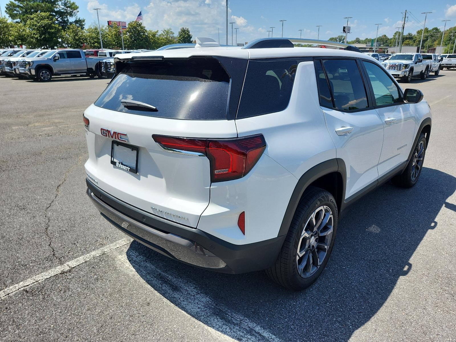 2027 GMC Terrain FWD 4dr Elevation