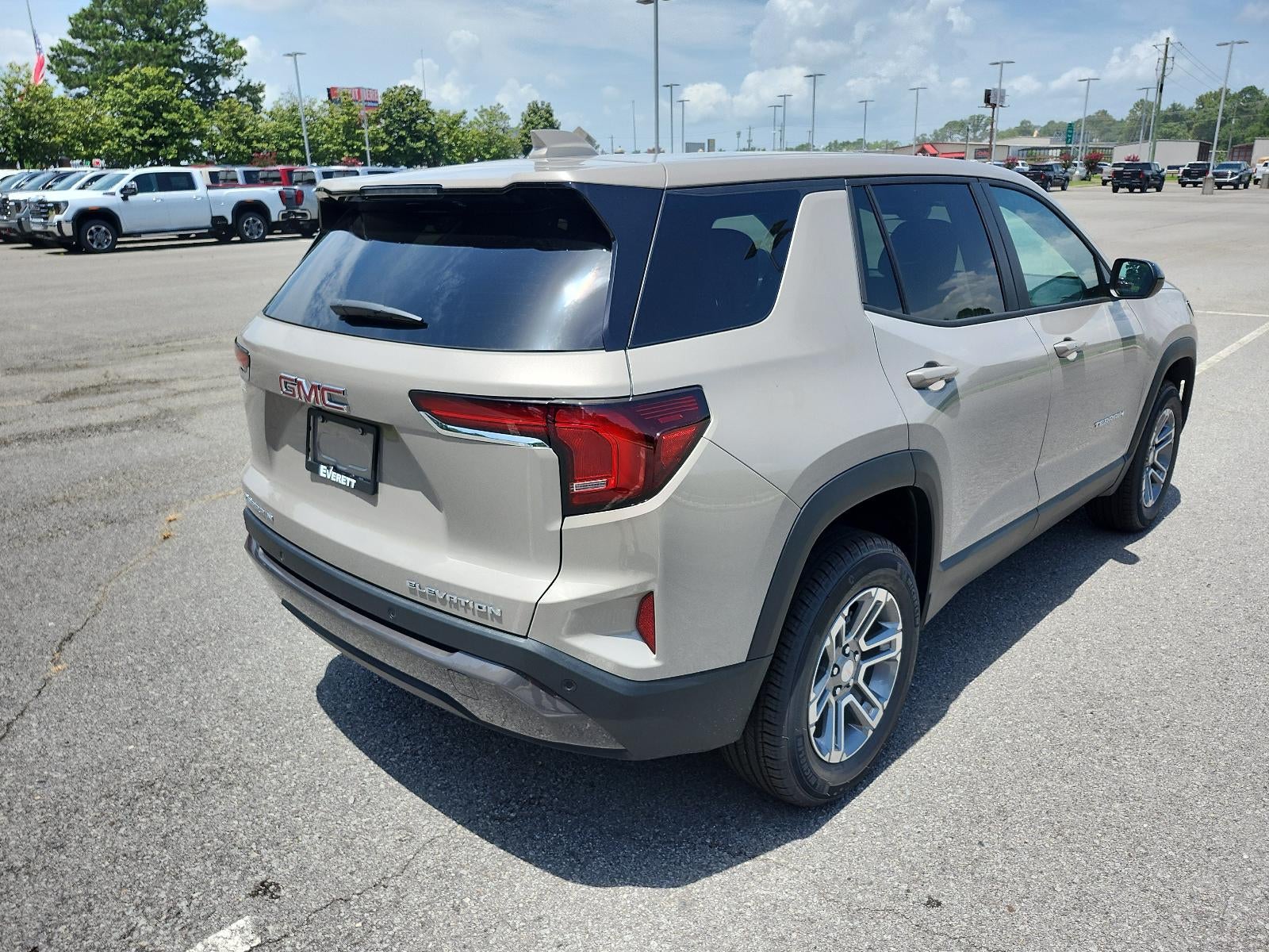 2027 GMC Terrain FWD 4dr Elevation