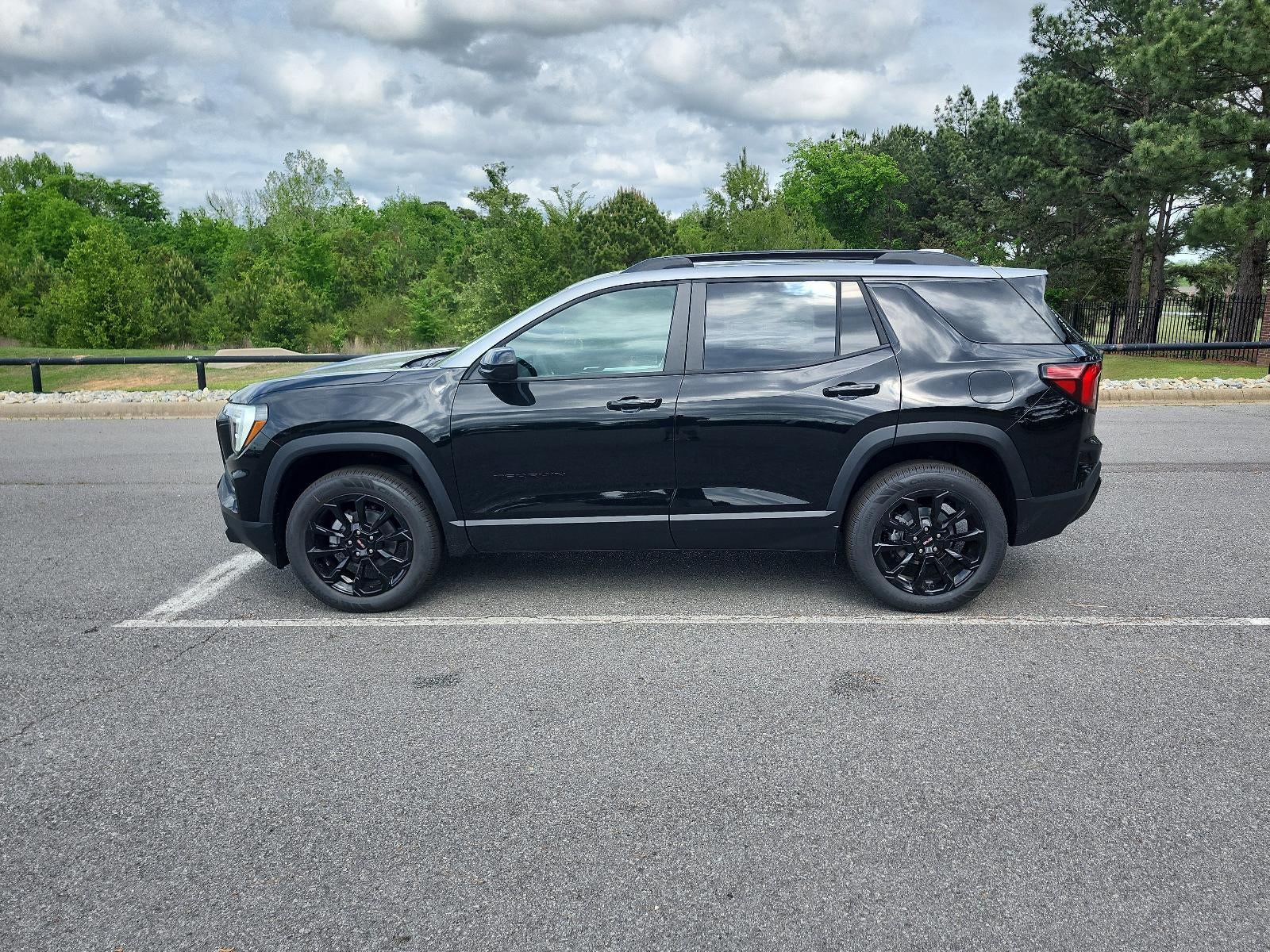 2026 GMC Terrain FWD 4dr Elevation