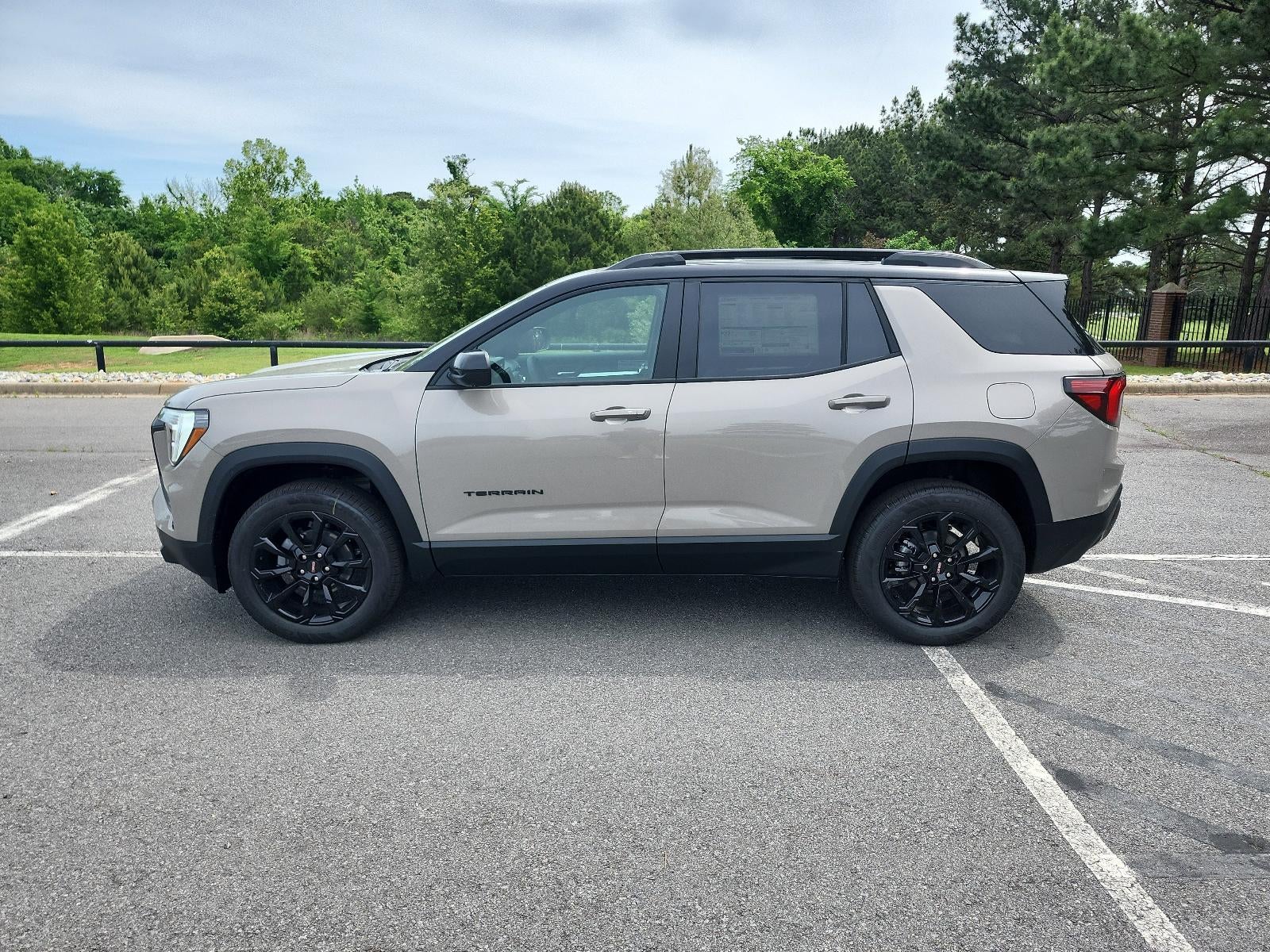 2026 GMC Terrain FWD 4dr Elevation
