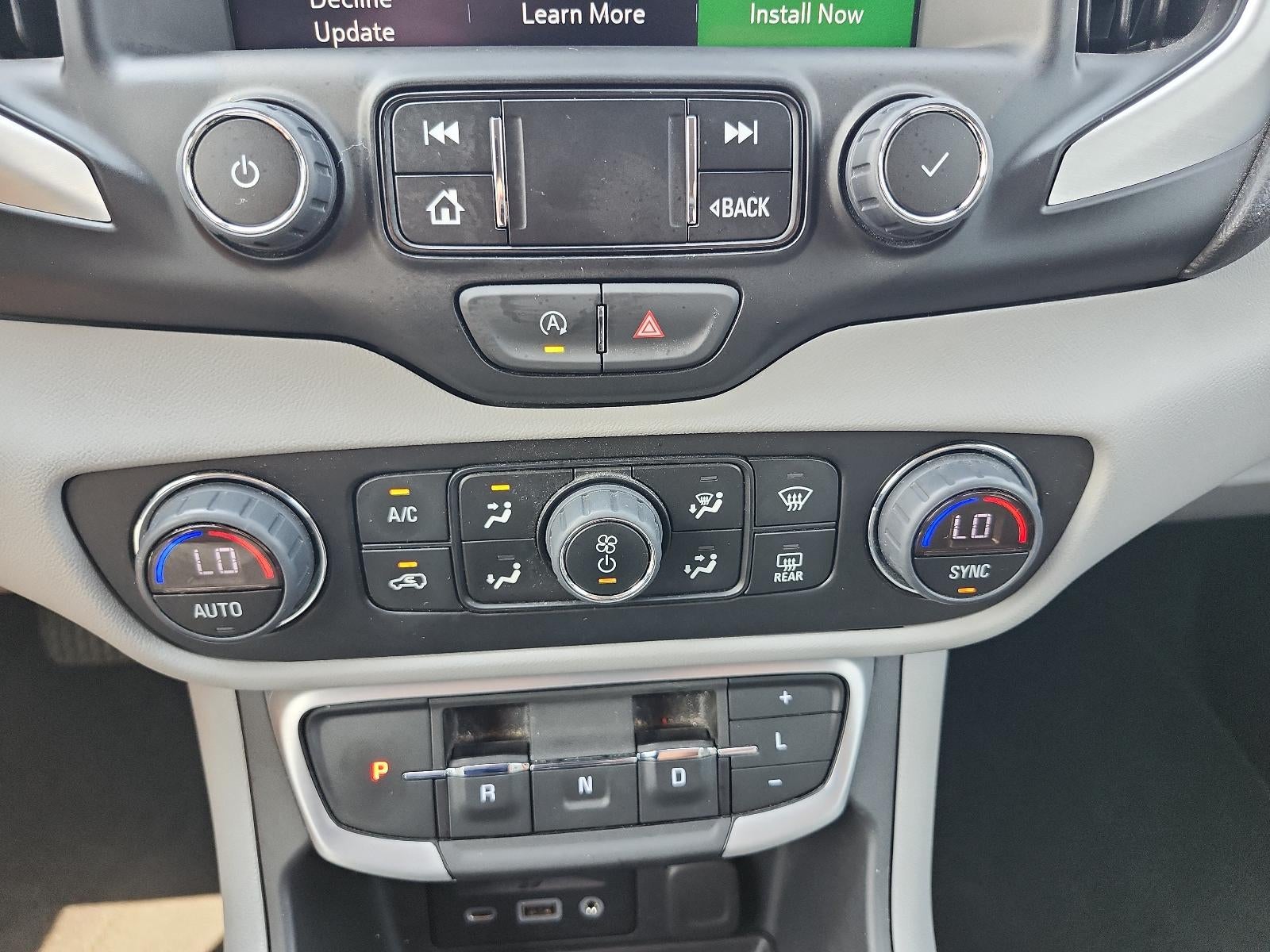 2024 GMC Terrain SLT