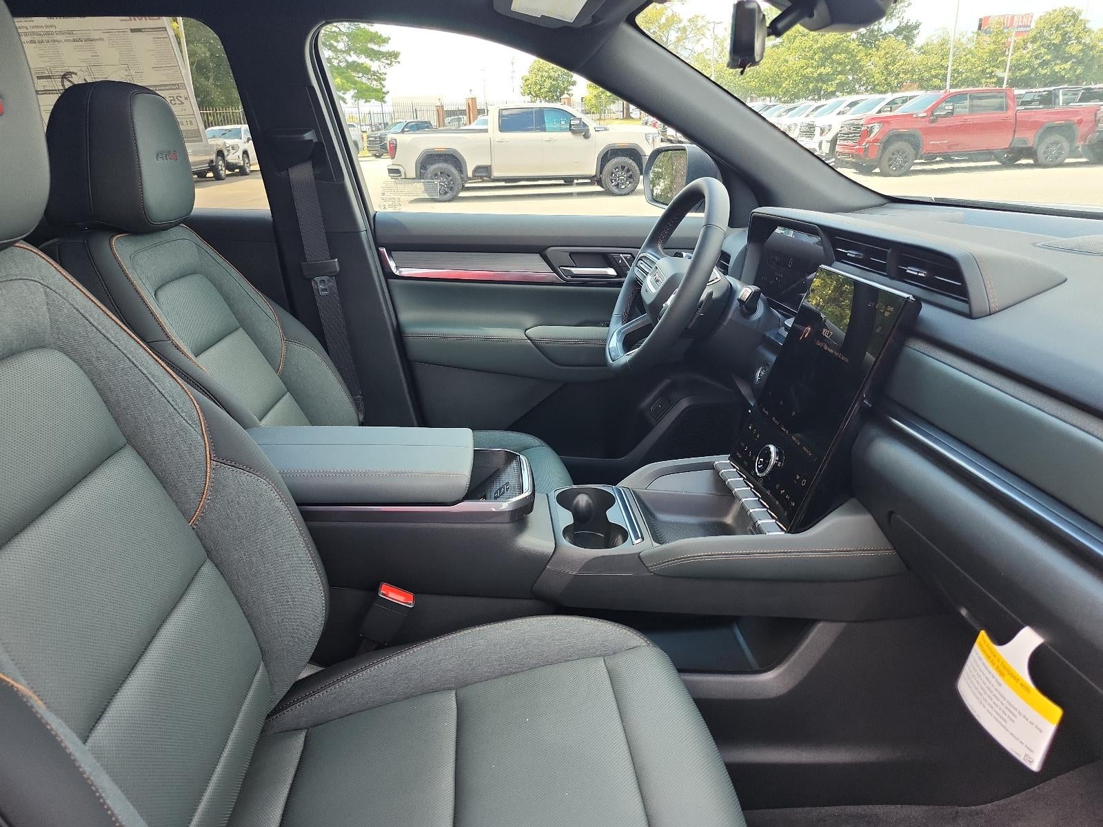 2027 GMC Terrain AWD 4dr AT4