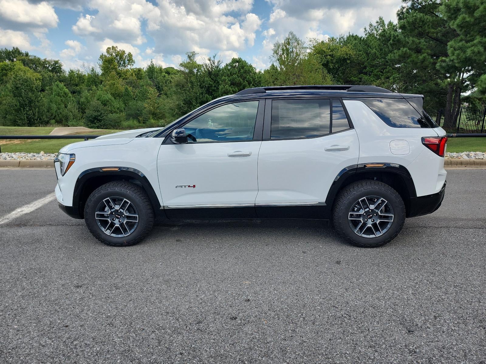 2027 GMC Terrain AWD 4dr AT4