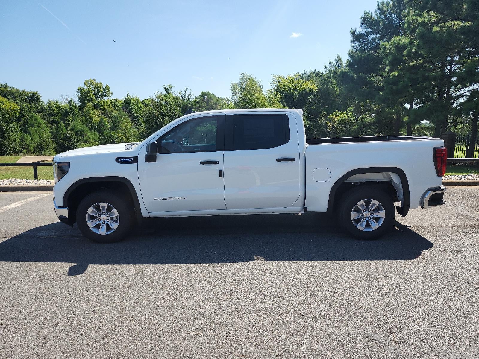 2026 GMC Sierra 1500 Crew Cab Short Box 2-Wheel Drive Pro