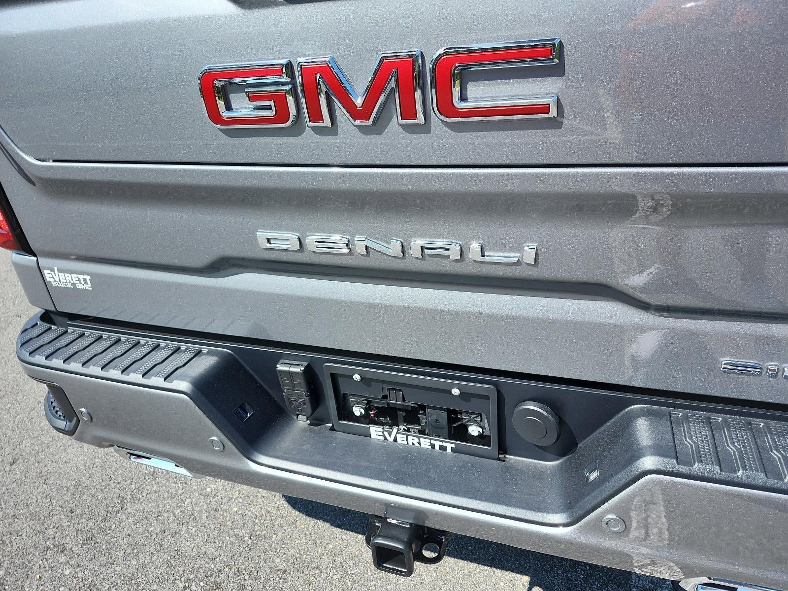 2026 GMC Sierra 1500 Crew Cab Short Box 2-Wheel Drive Denali