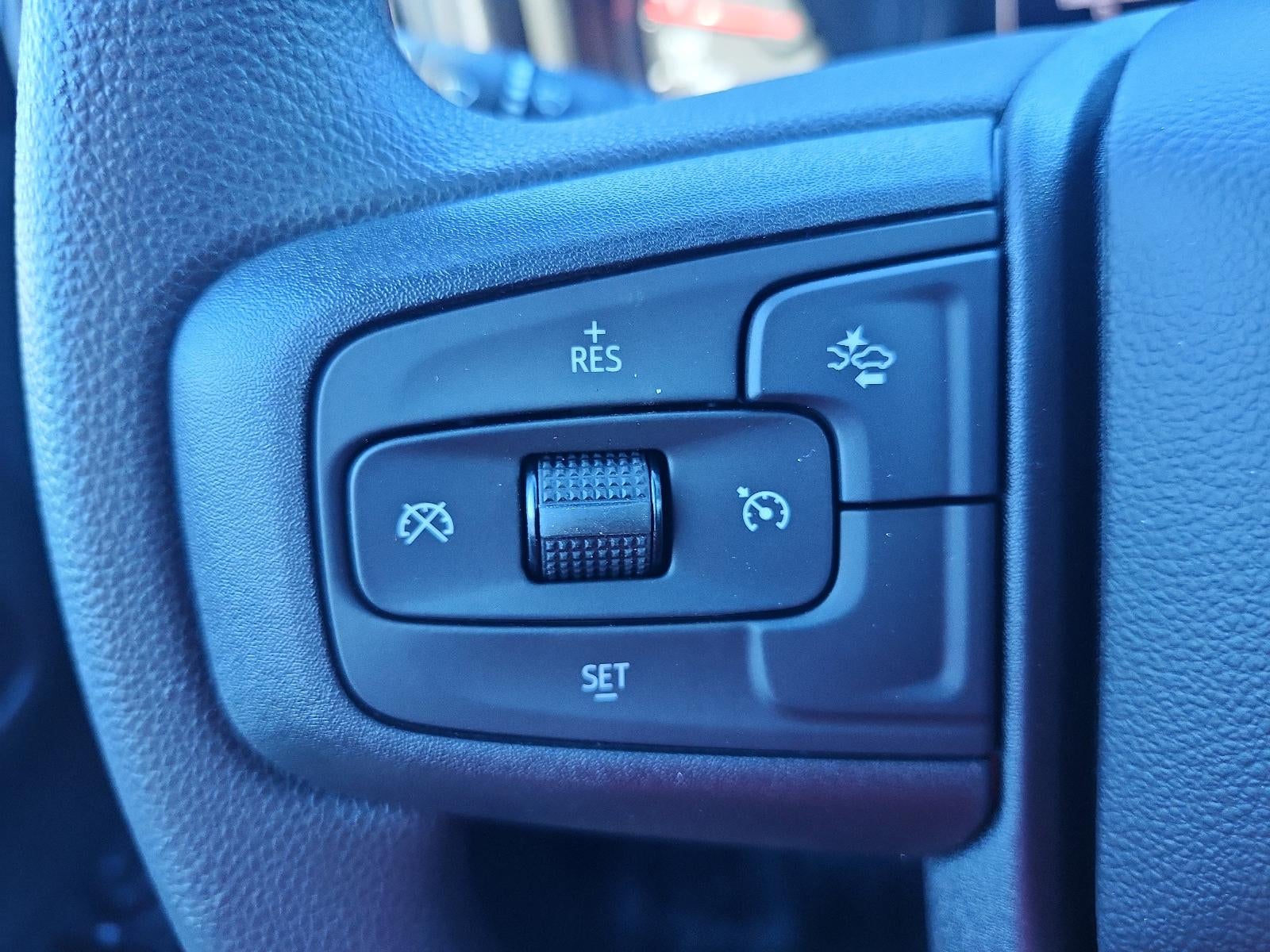 2026 GMC Sierra 1500 Crew Cab Short Box 4-Wheel Drive Pro