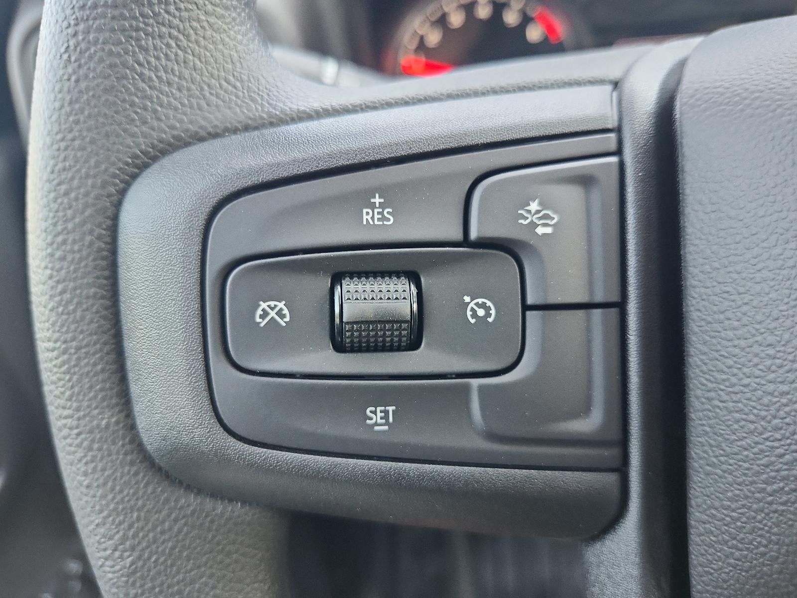 2026 GMC Sierra 1500 Crew Cab Short Box 4-Wheel Drive Pro