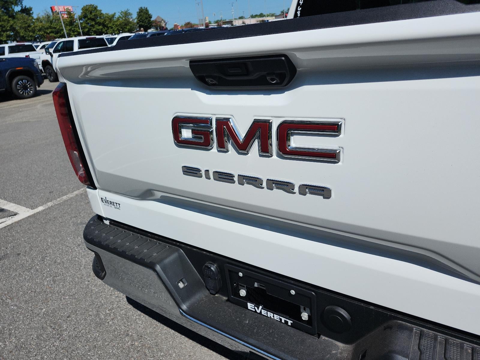2026 GMC Sierra 1500 Crew Cab Short Box 4-Wheel Drive Pro