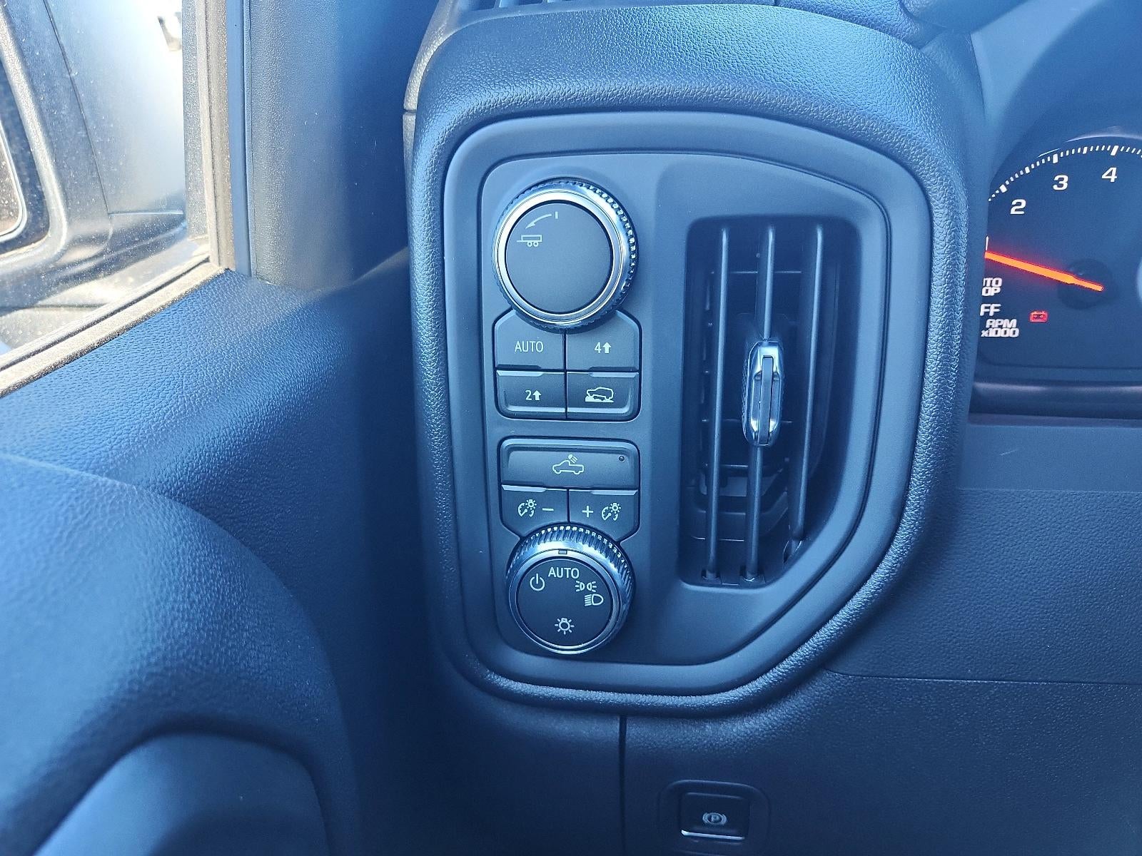 2026 GMC Sierra 1500 Crew Cab Short Box 4-Wheel Drive Pro