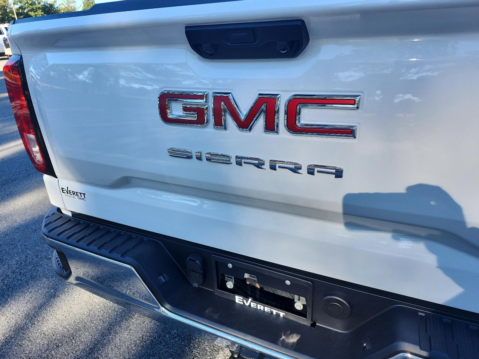 2026 GMC Sierra 1500 Crew Cab Short Box 4-Wheel Drive Pro