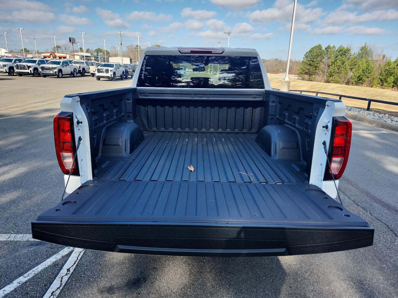 2026 GMC Sierra 1500 Crew Cab Short Box 4-Wheel Drive Pro