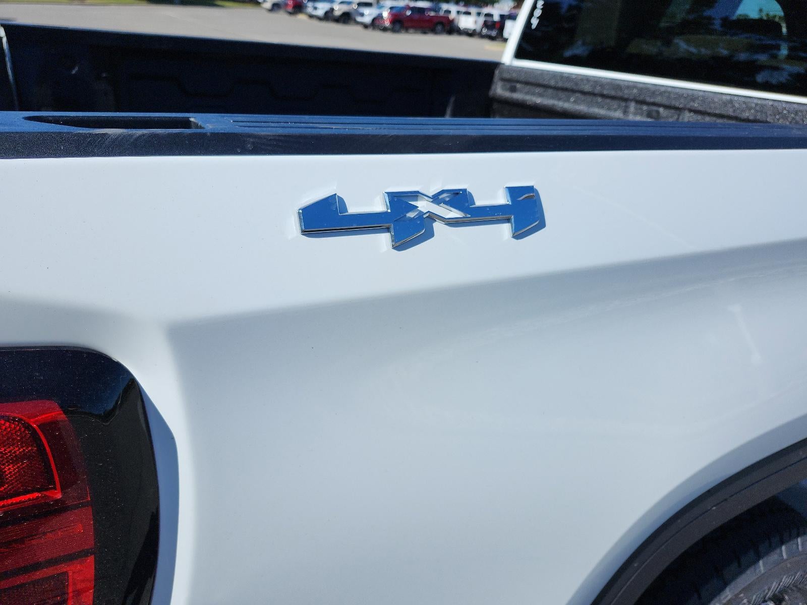 2026 GMC Sierra 1500 Crew Cab Short Box 4-Wheel Drive SLE