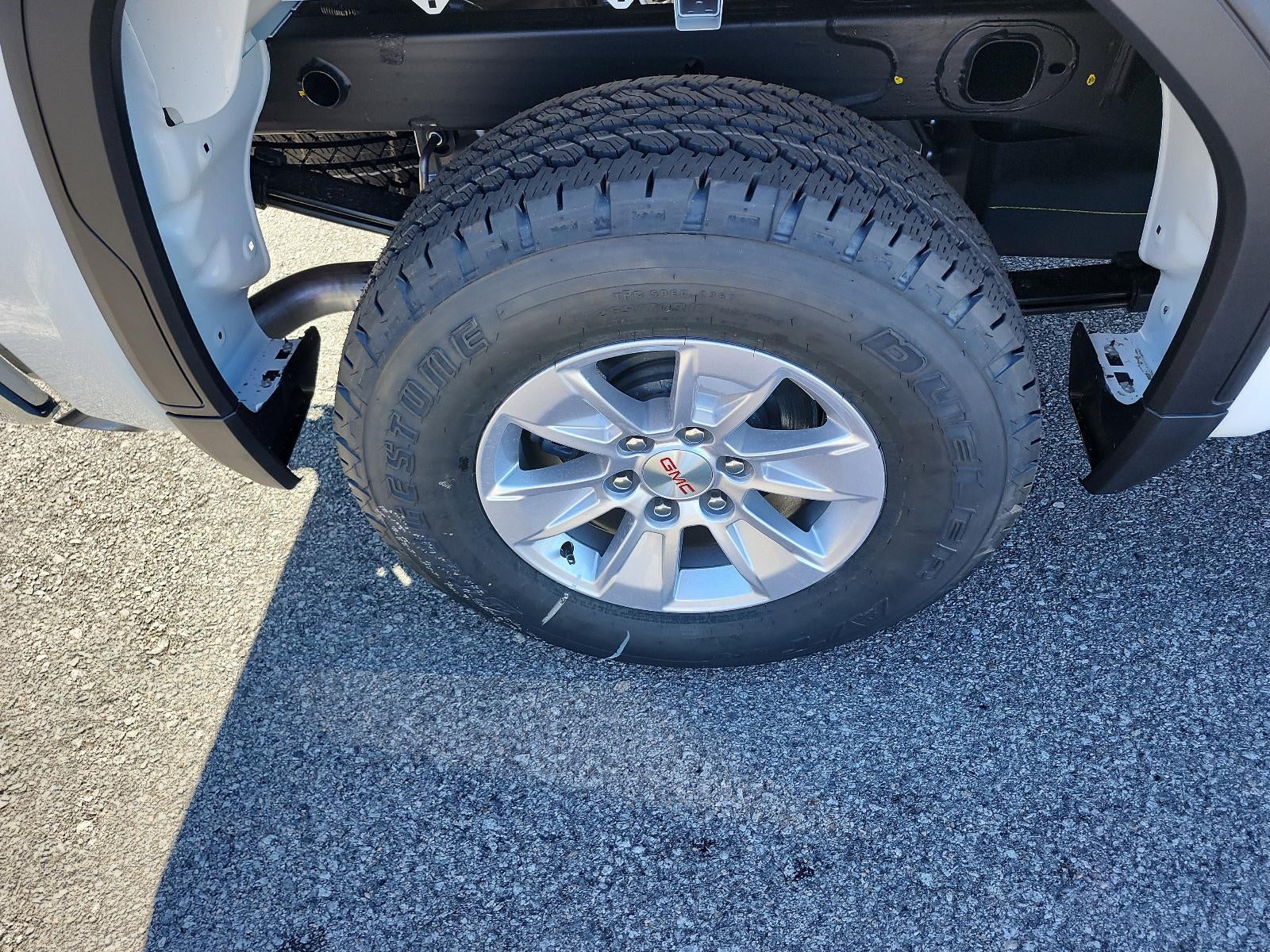 2026 GMC Sierra 1500 Crew Cab Short Box 4-Wheel Drive SLE