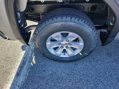 2026 GMC Sierra 1500 Crew Cab Short Box 4-Wheel Drive SLE