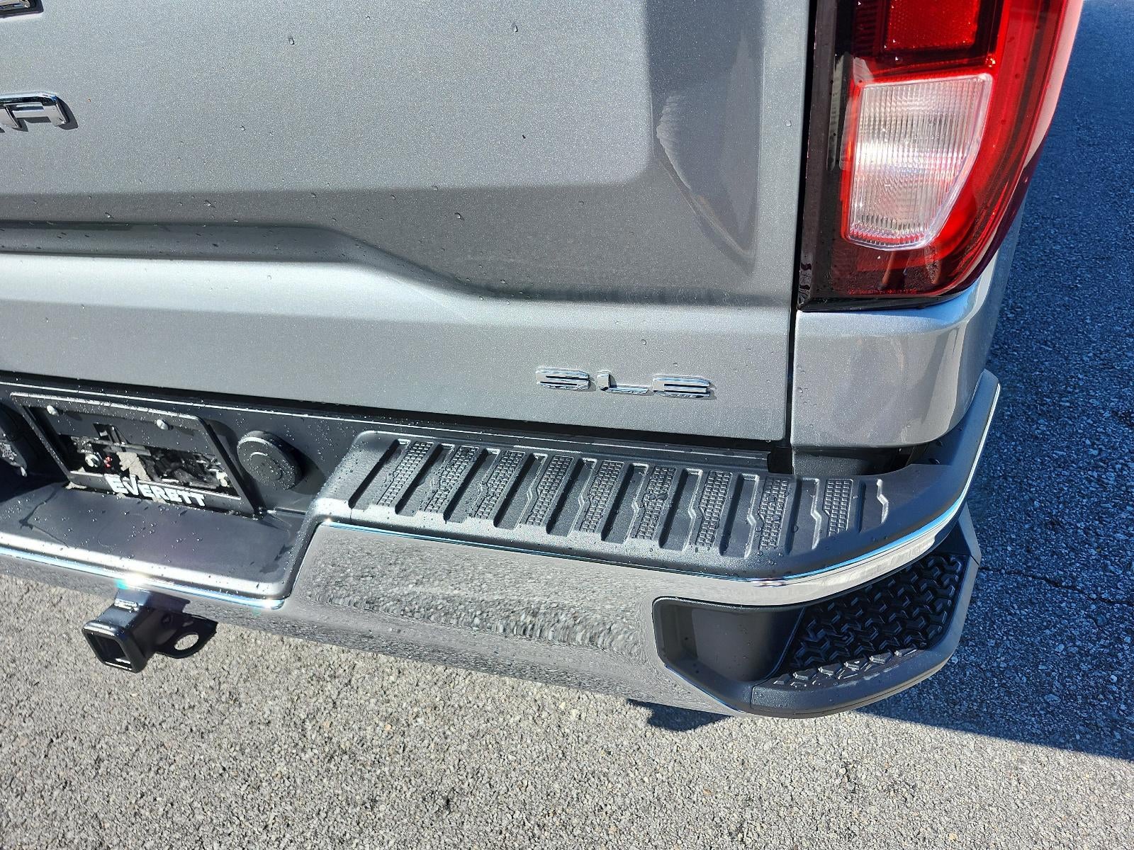 2026 GMC Sierra 1500 Crew Cab Short Box 4-Wheel Drive SLE