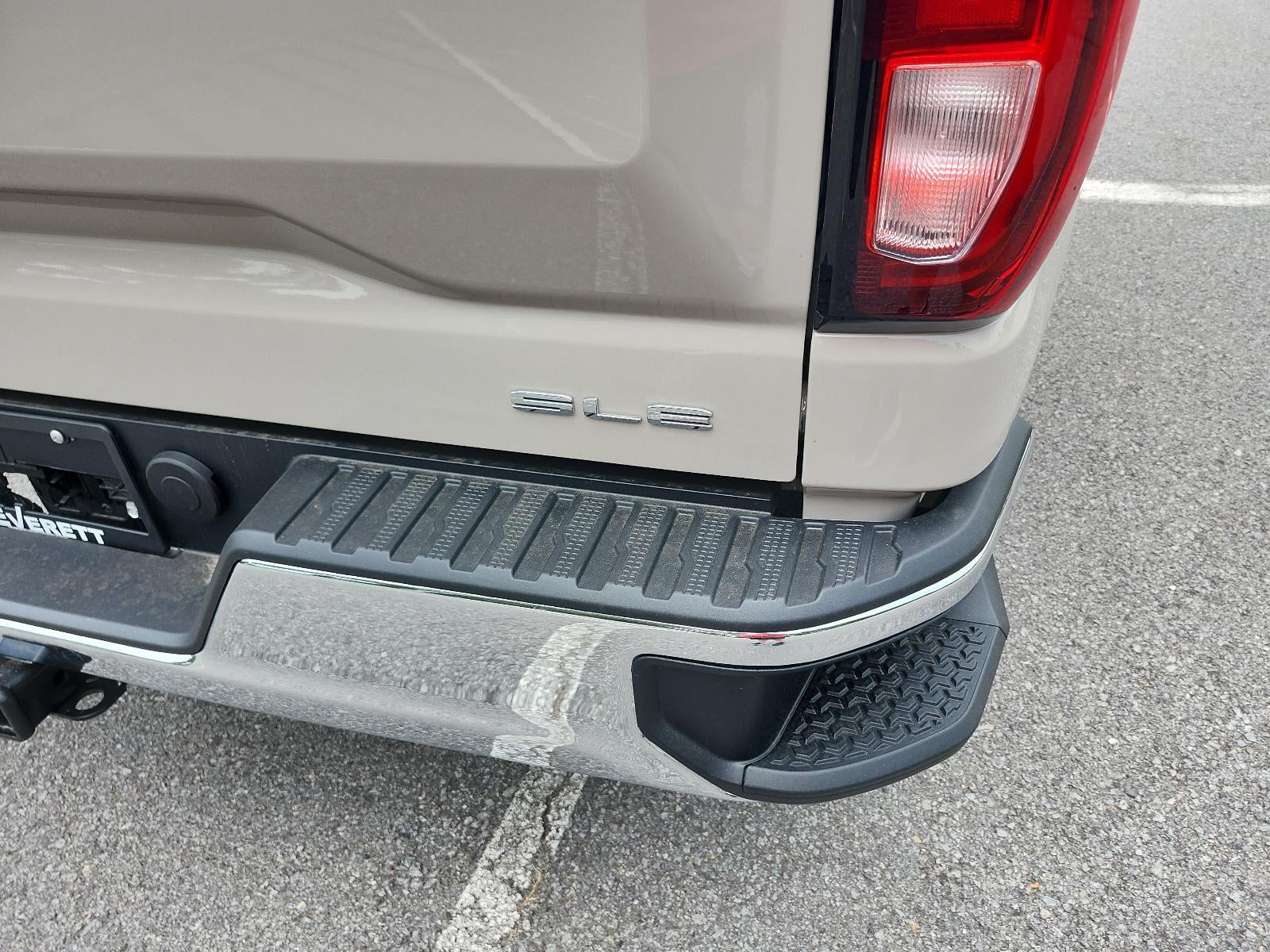 2026 GMC Sierra 1500 Crew Cab Short Box 4-Wheel Drive SLE