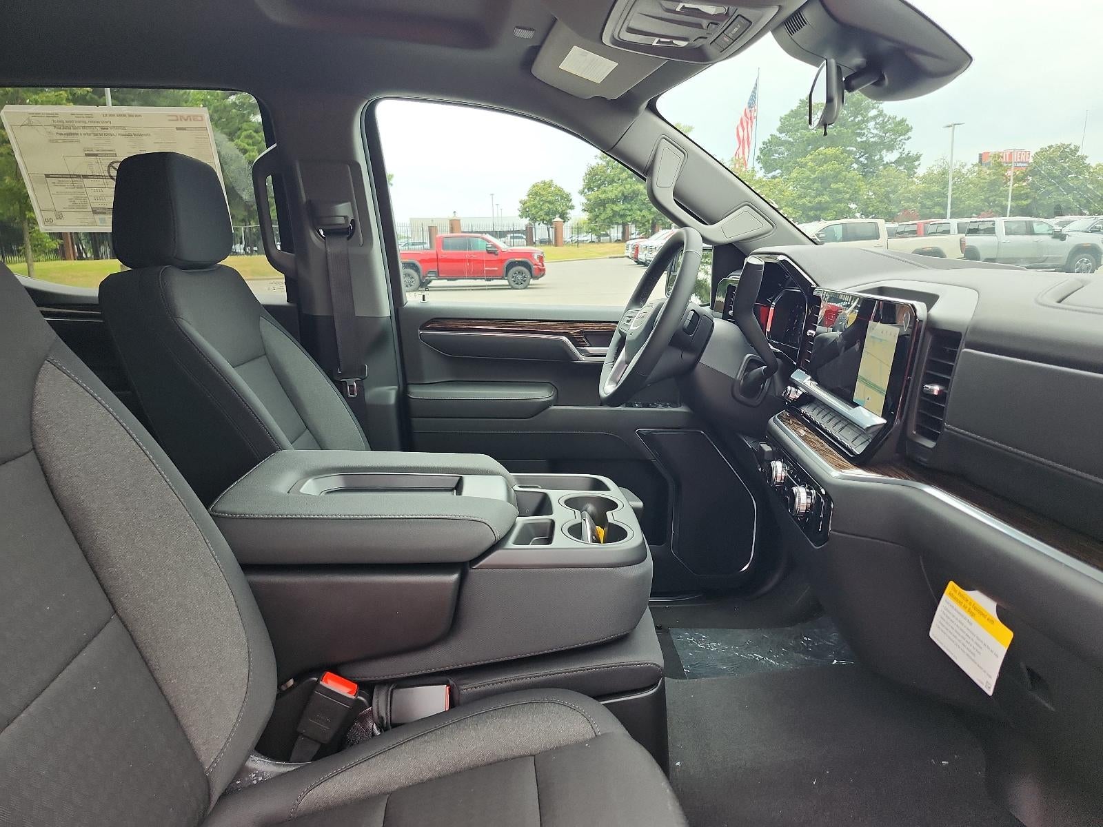 2026 GMC Sierra 1500 Crew Cab Short Box 4-Wheel Drive SLE
