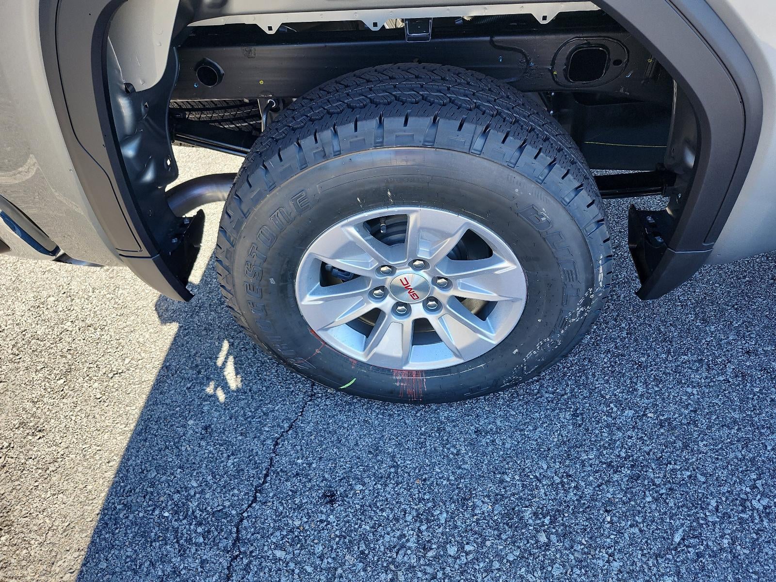 2026 GMC Sierra 1500 Crew Cab Short Box 4-Wheel Drive SLE