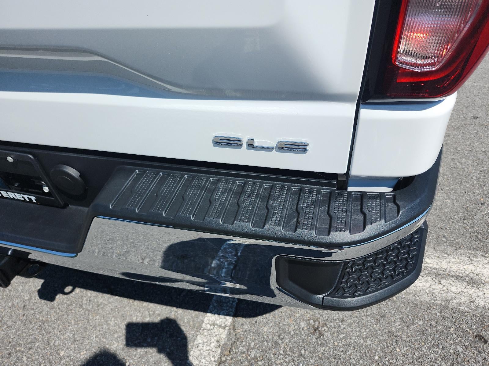 2026 GMC Sierra 1500 Crew Cab Short Box 4-Wheel Drive SLE